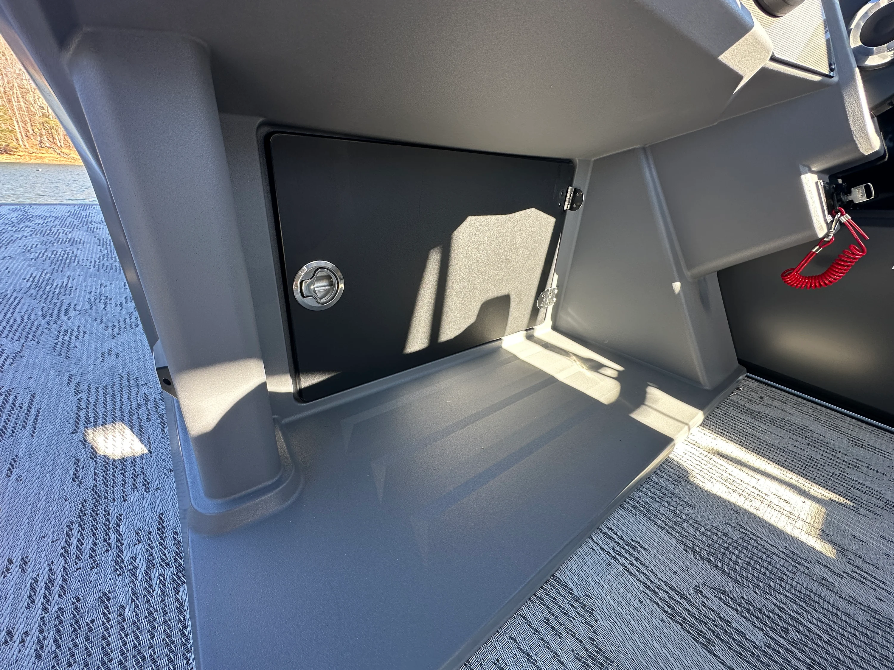 2026 Sylvan R22 LZ DH Image Thumbnail #23