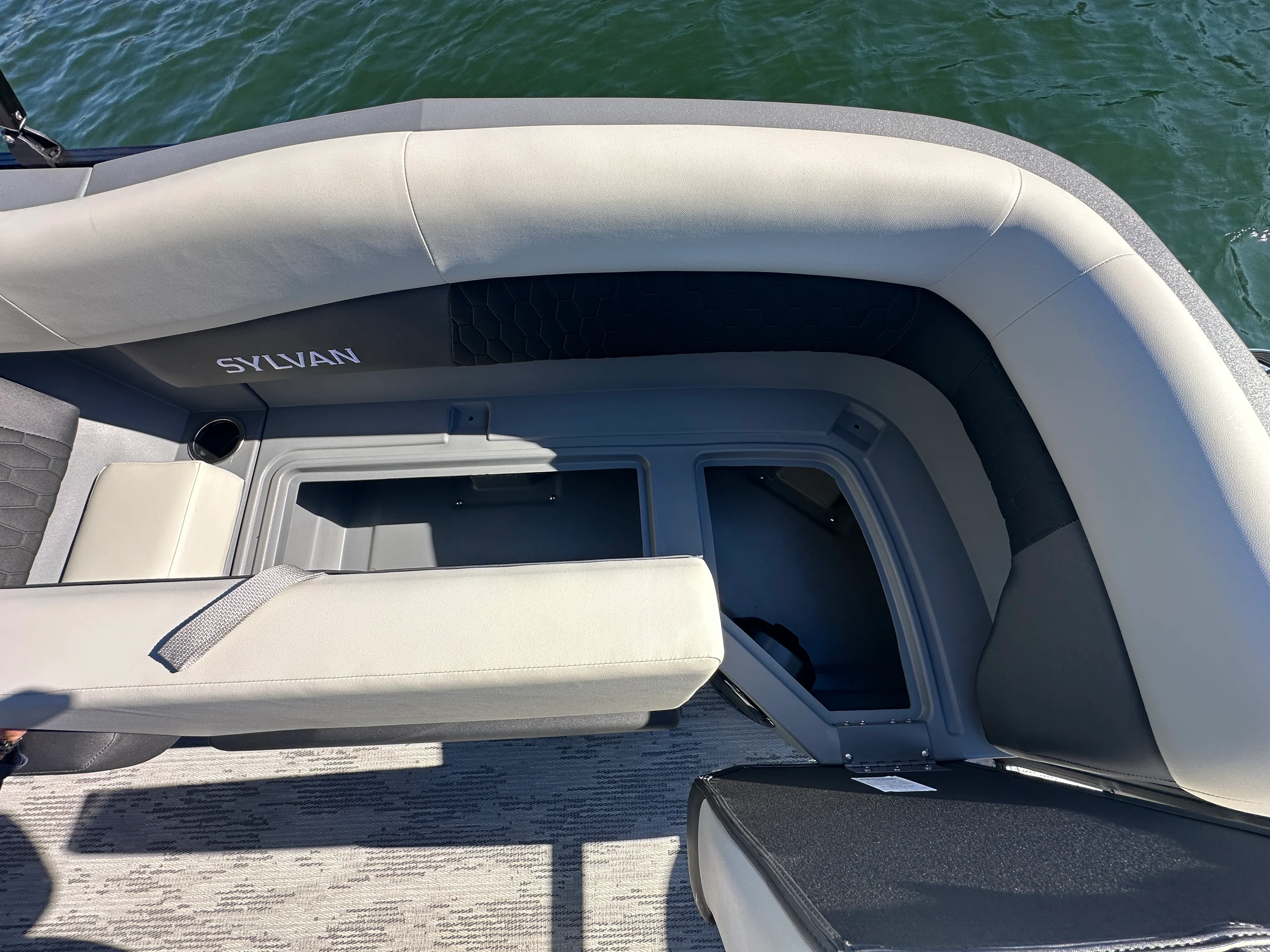 2026 Sylvan R22 LZ DH Image Thumbnail #17