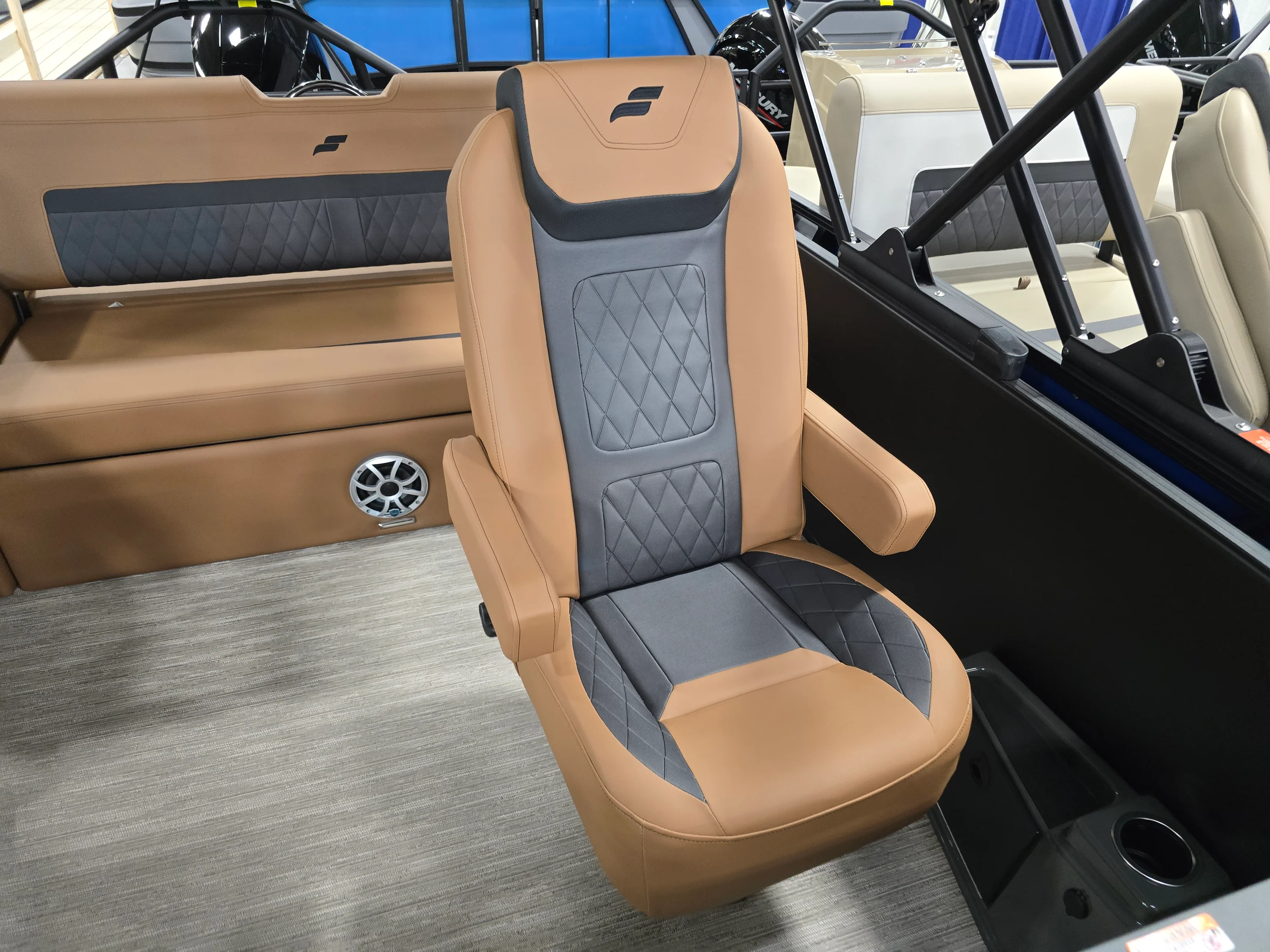 2026 Starcraft SLS 3 Q DH Image Thumbnail #18