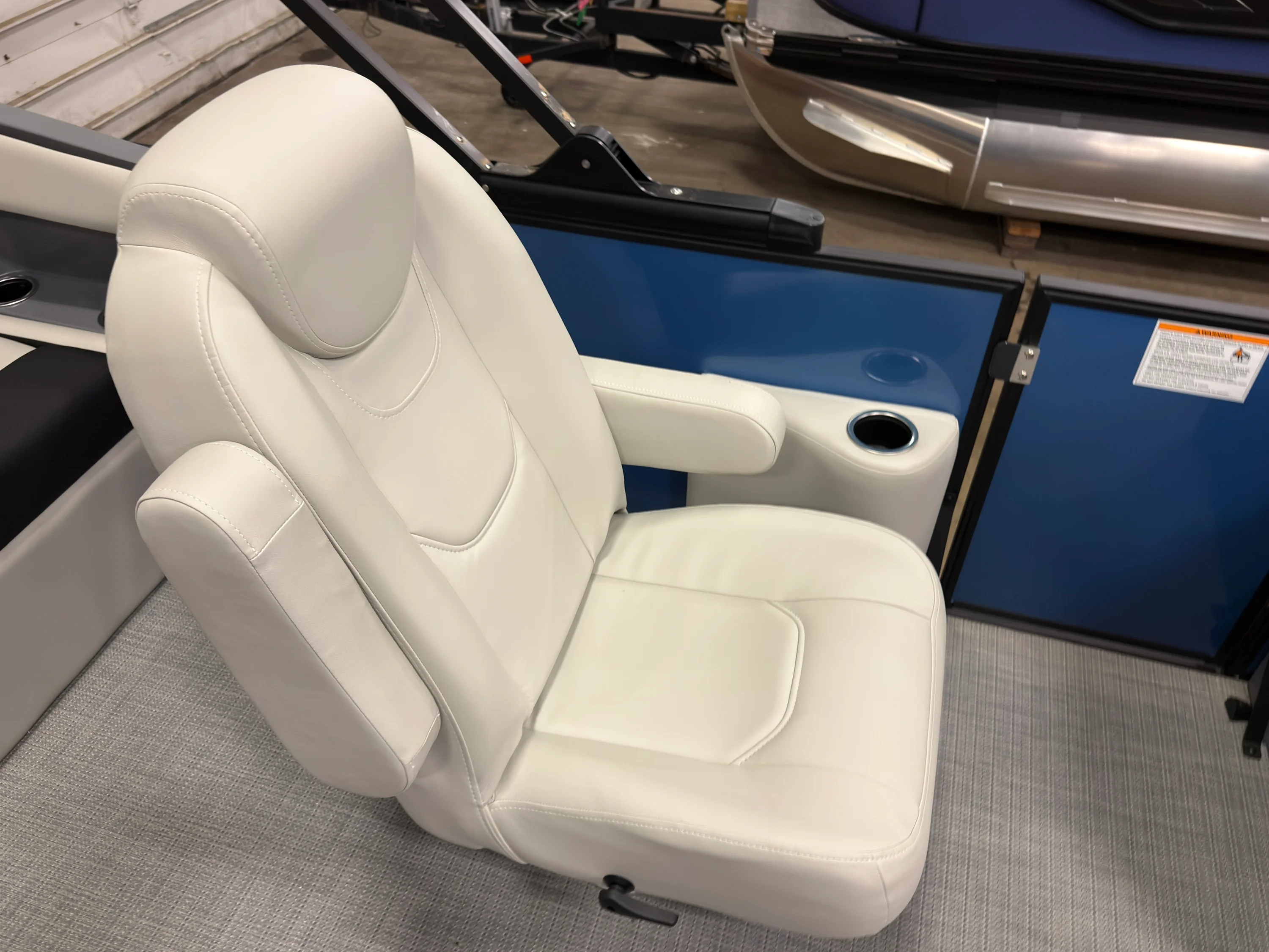 2026 Starcraft VX 22 Q DH Image Thumbnail #12