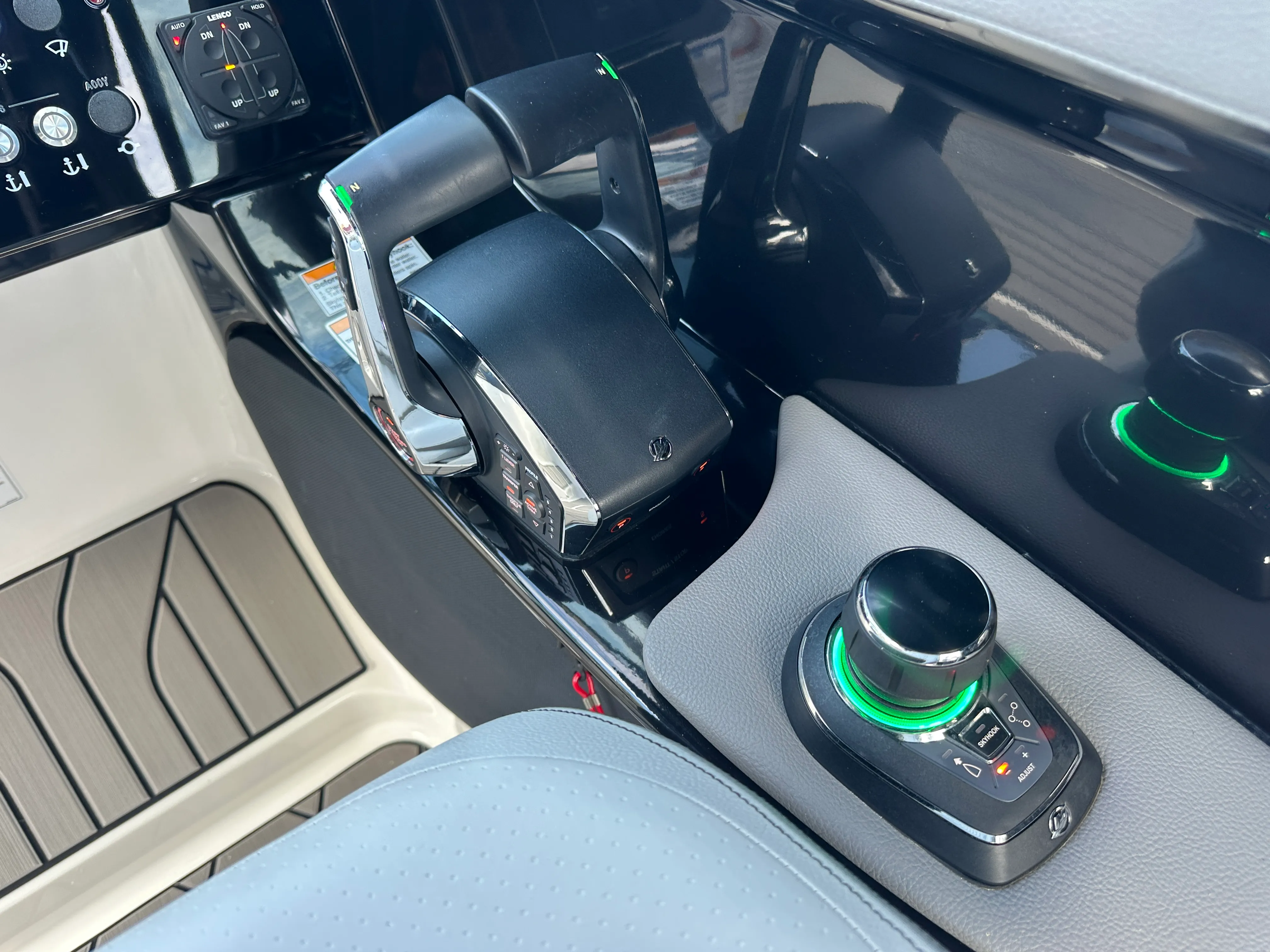 2024 Sea Ray 280 SLX Image Thumbnail #20