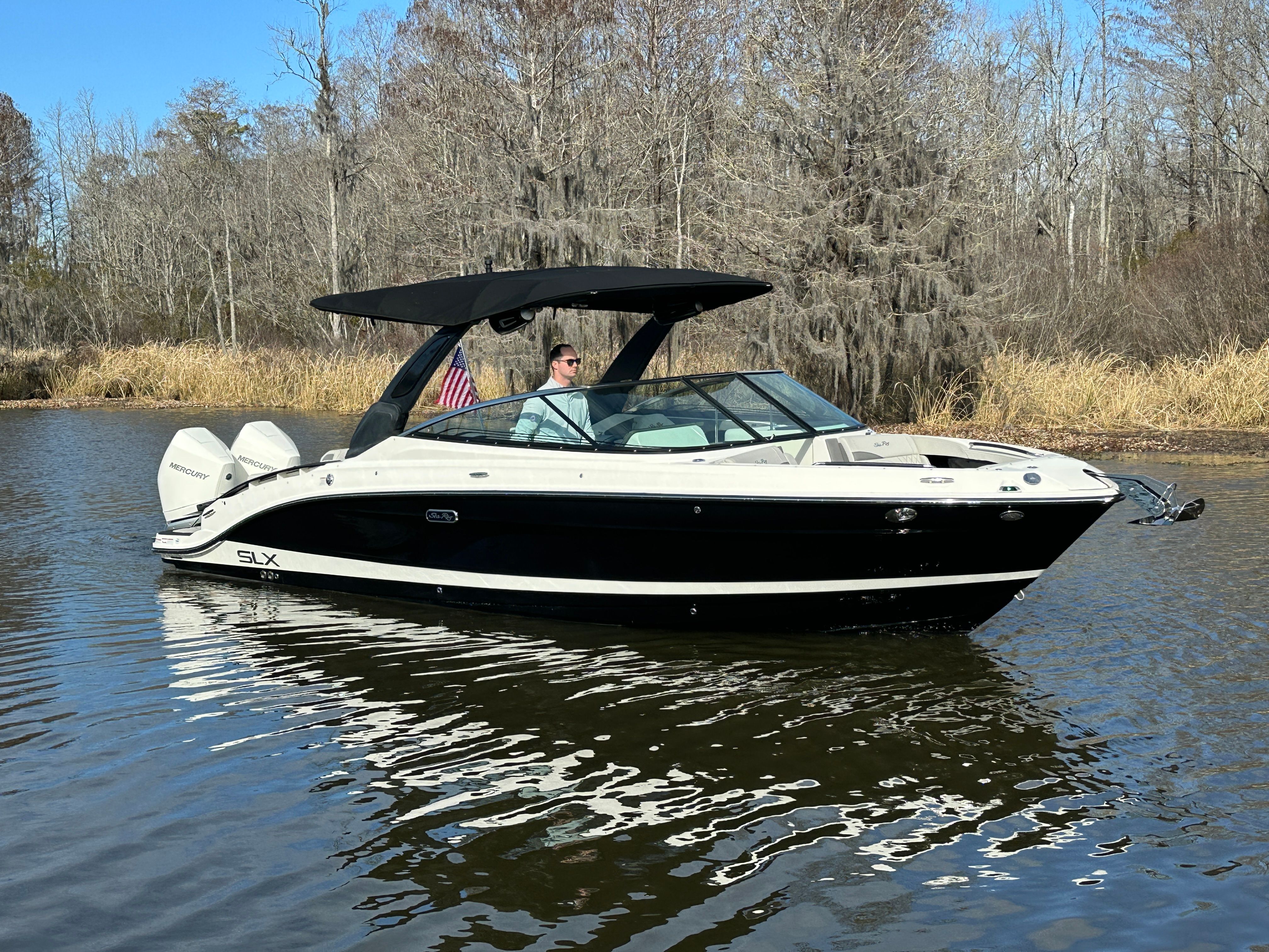 2024 Sea Ray 280 SLX OUTBOARD Image Thumbnail #2
