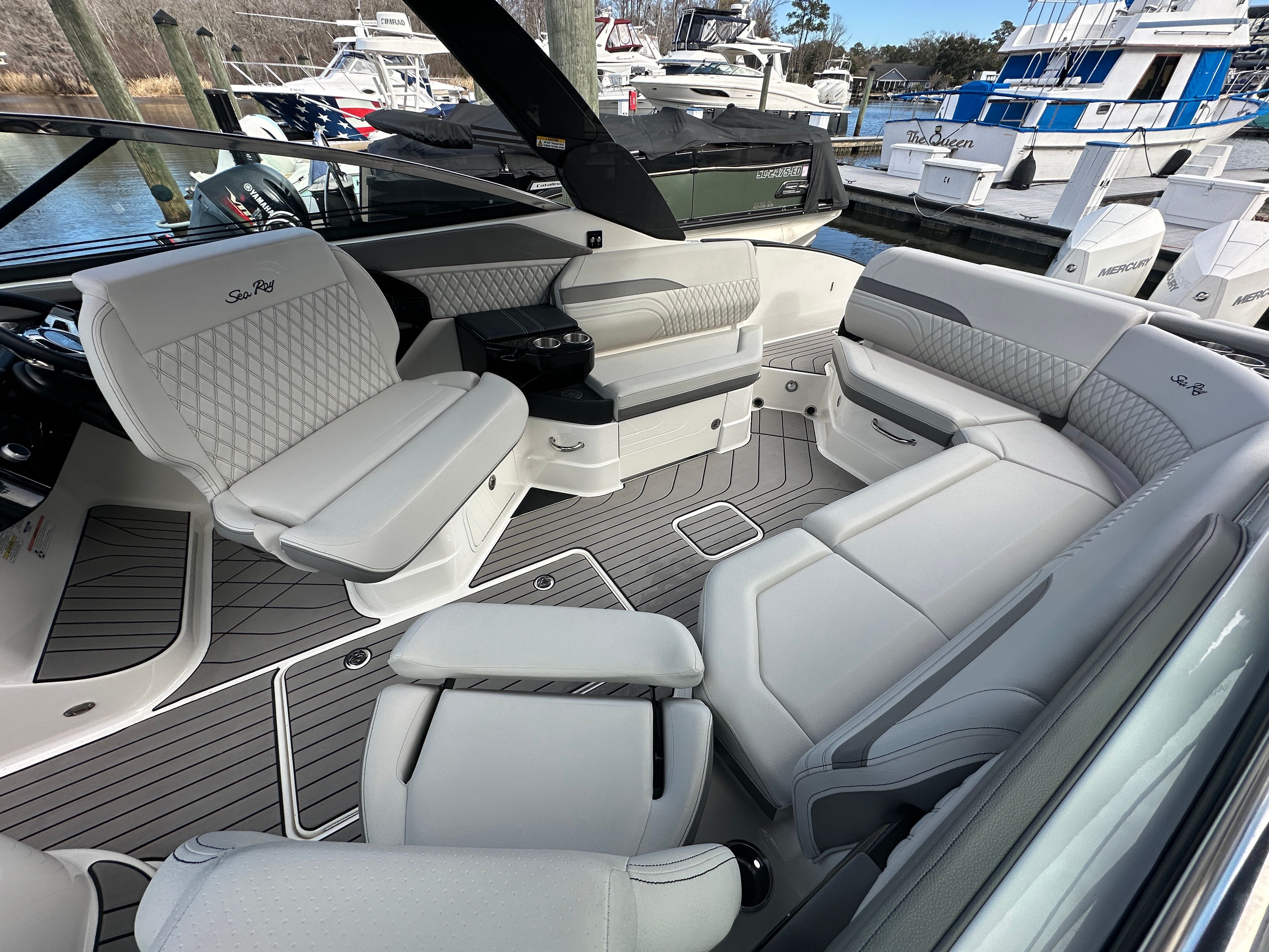 2024 Sea Ray 280 SLX OUTBOARD Image Thumbnail #18