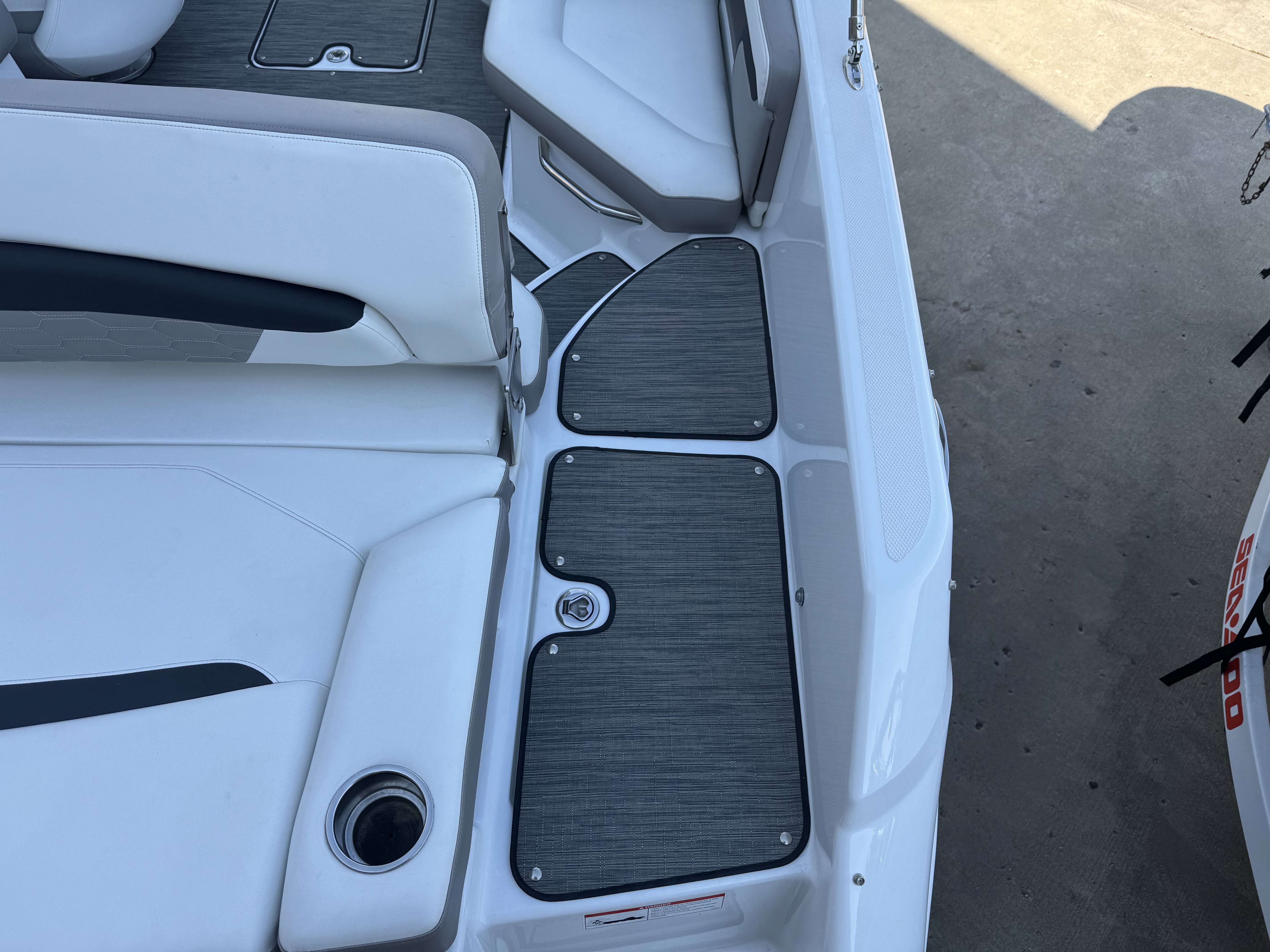 2020 Four Winns 220 HD Image Thumbnail #10