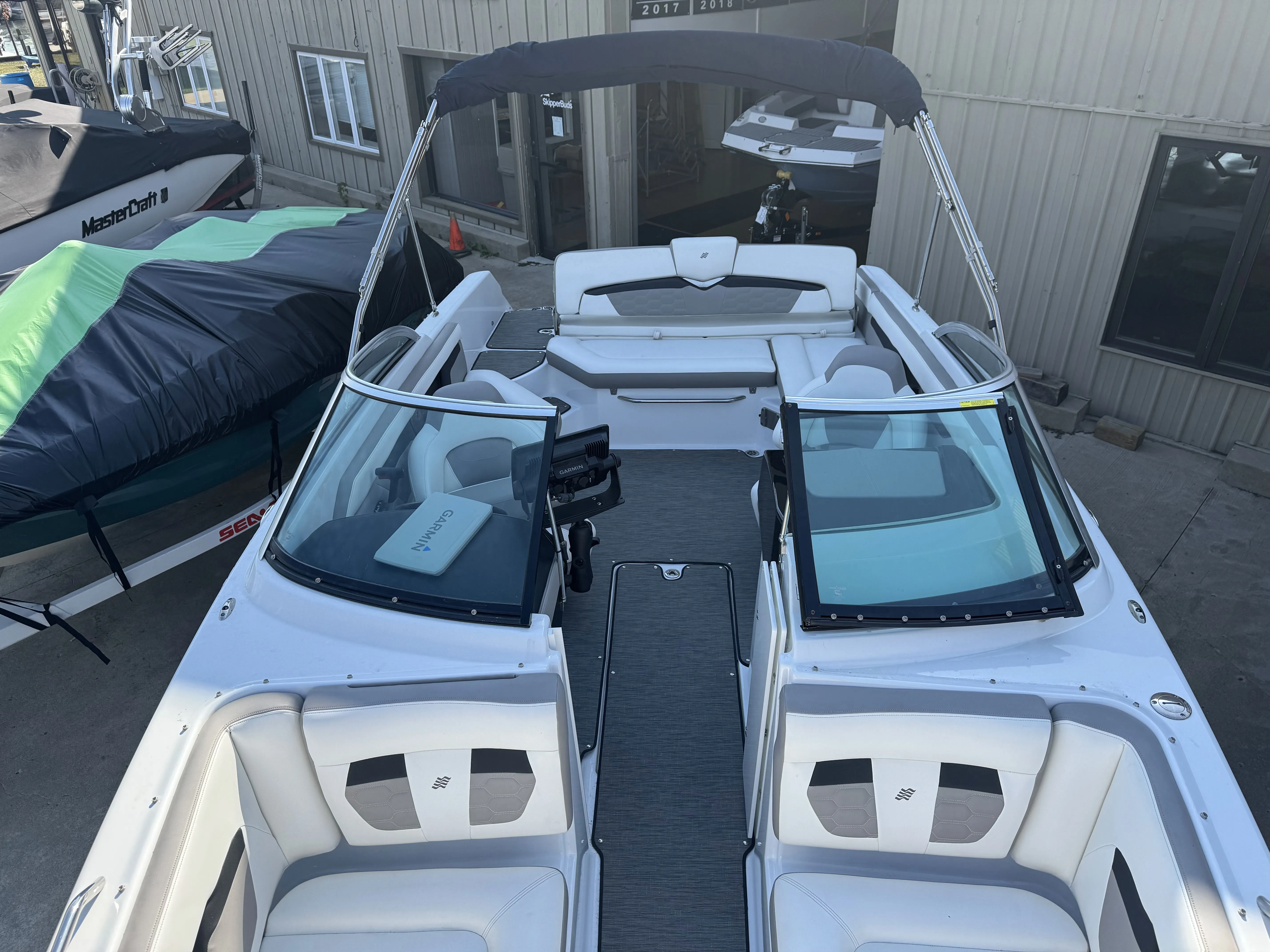 2020 Four Winns 220 HD Image Thumbnail #36