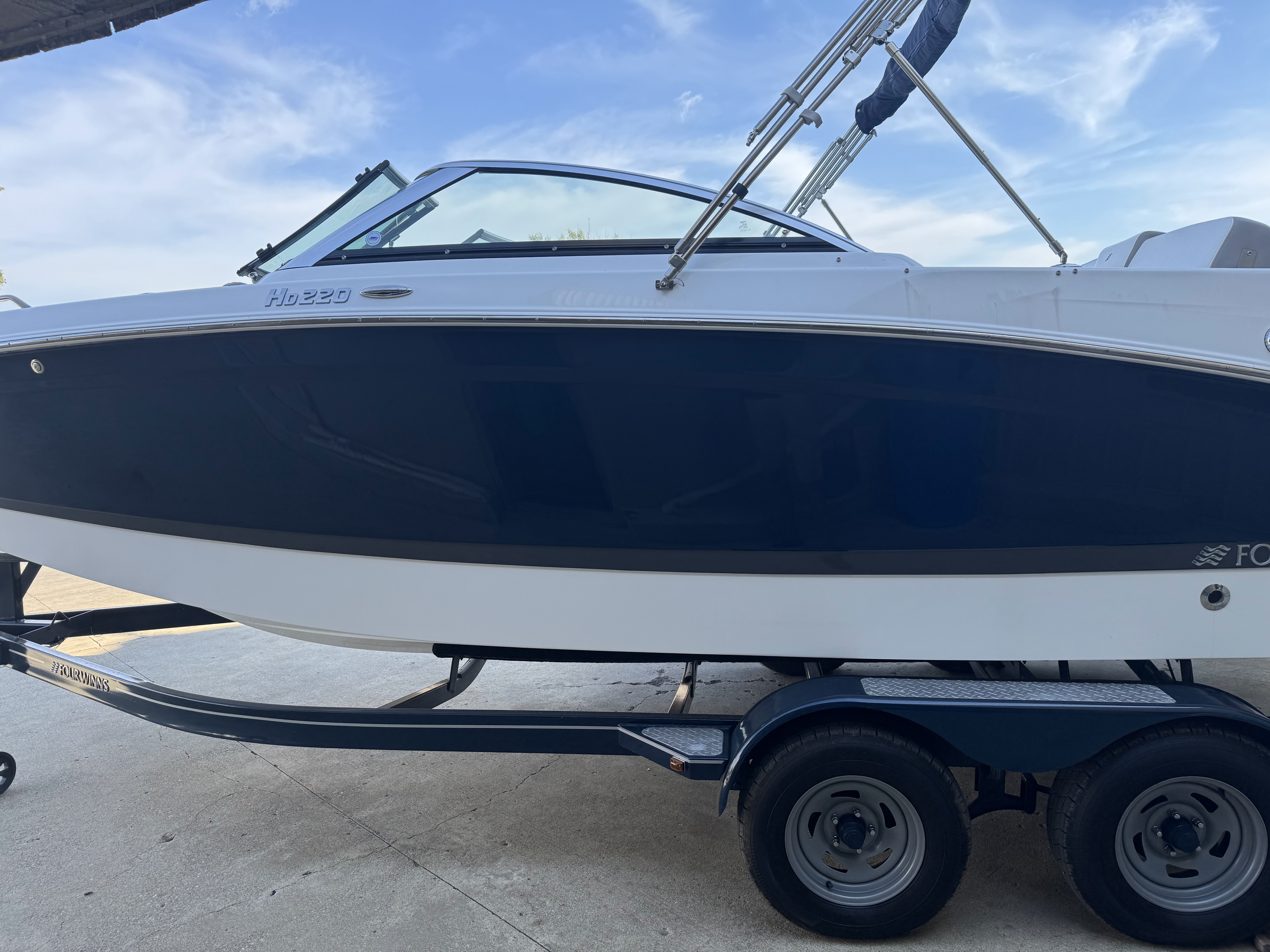 2020 Four Winns 220 HD Image Thumbnail #3