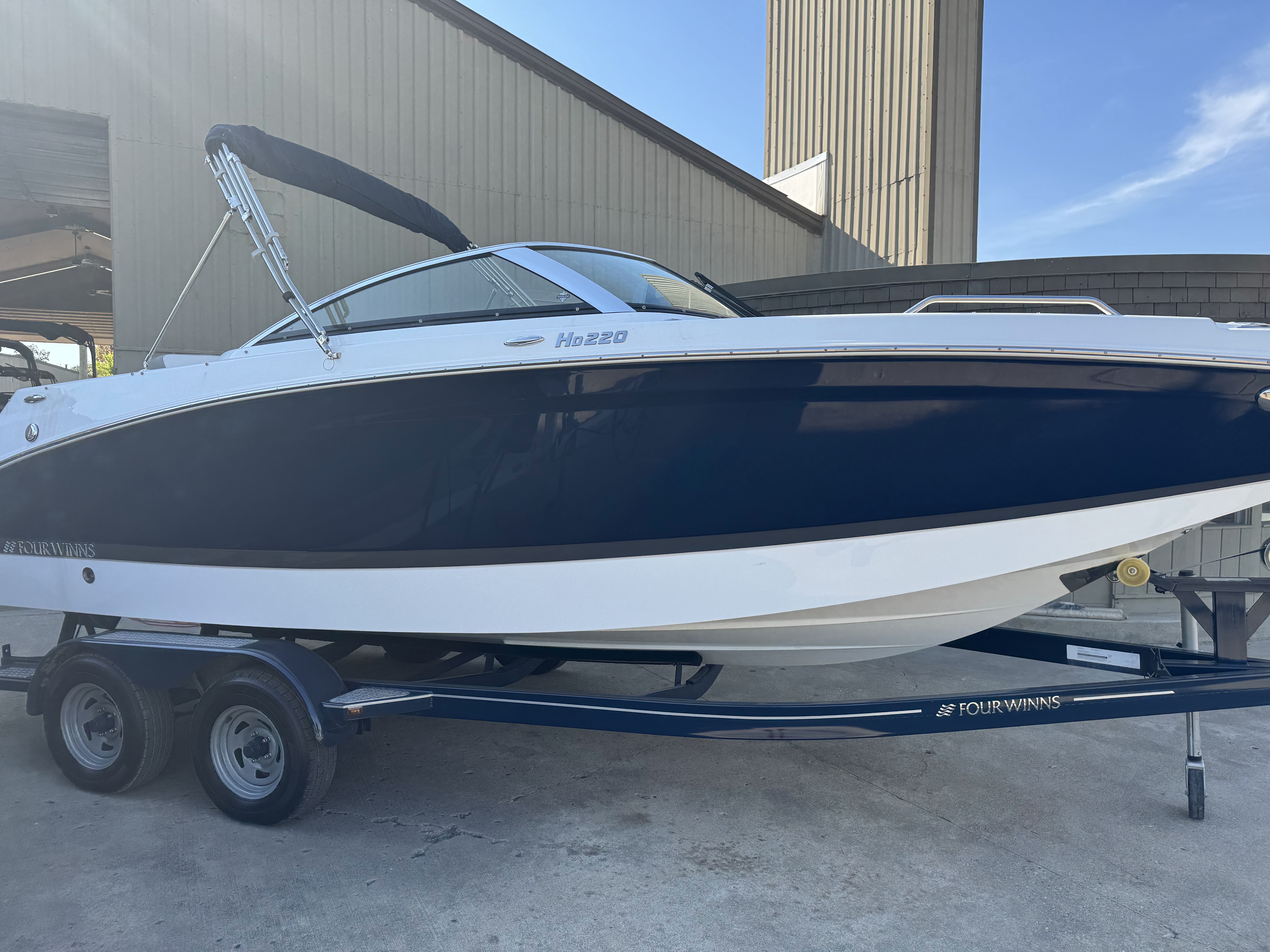 2020 Four Winns 220 HD Image Thumbnail #7