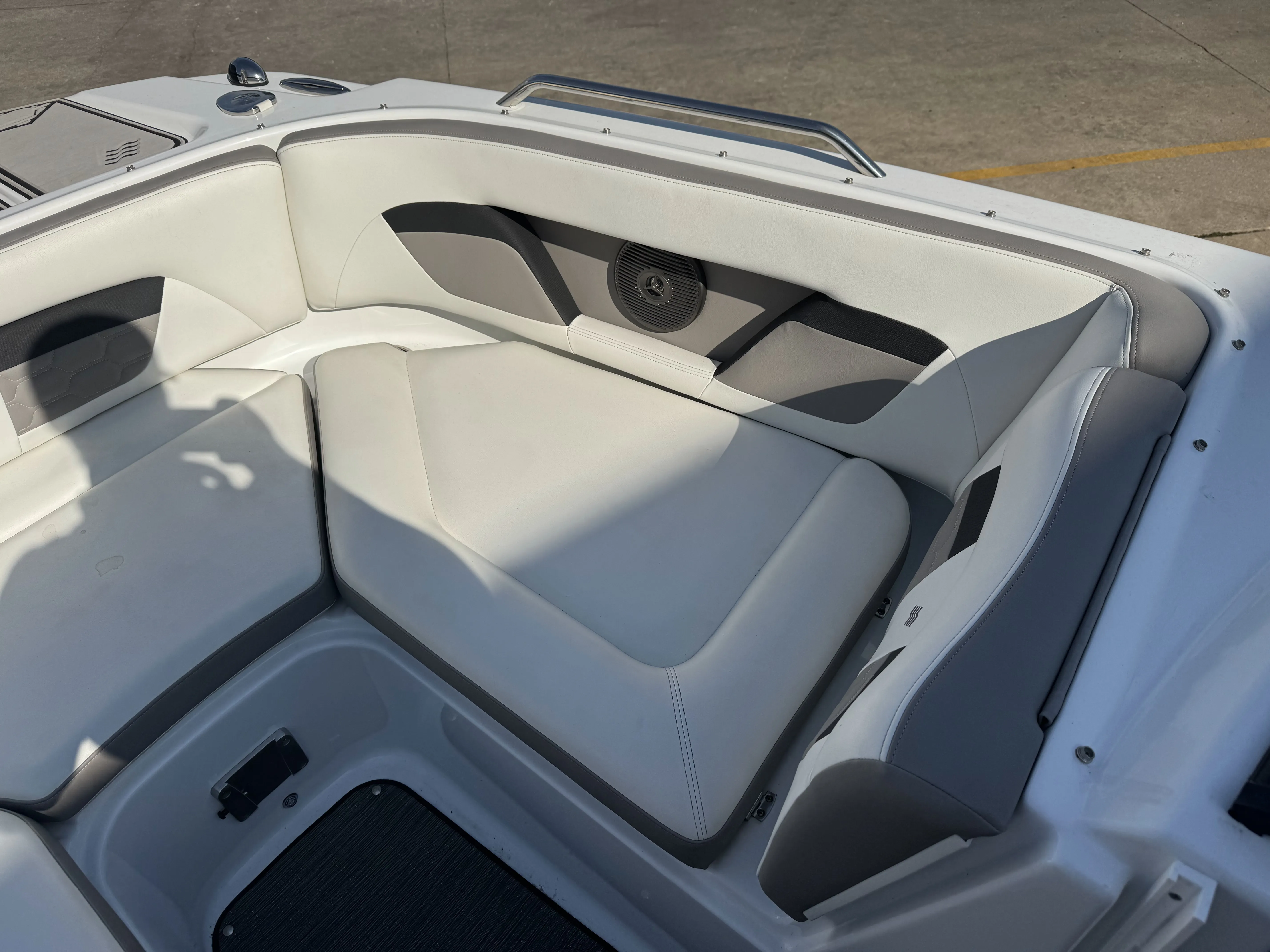 2020 Four Winns 220 HD Image Thumbnail #30