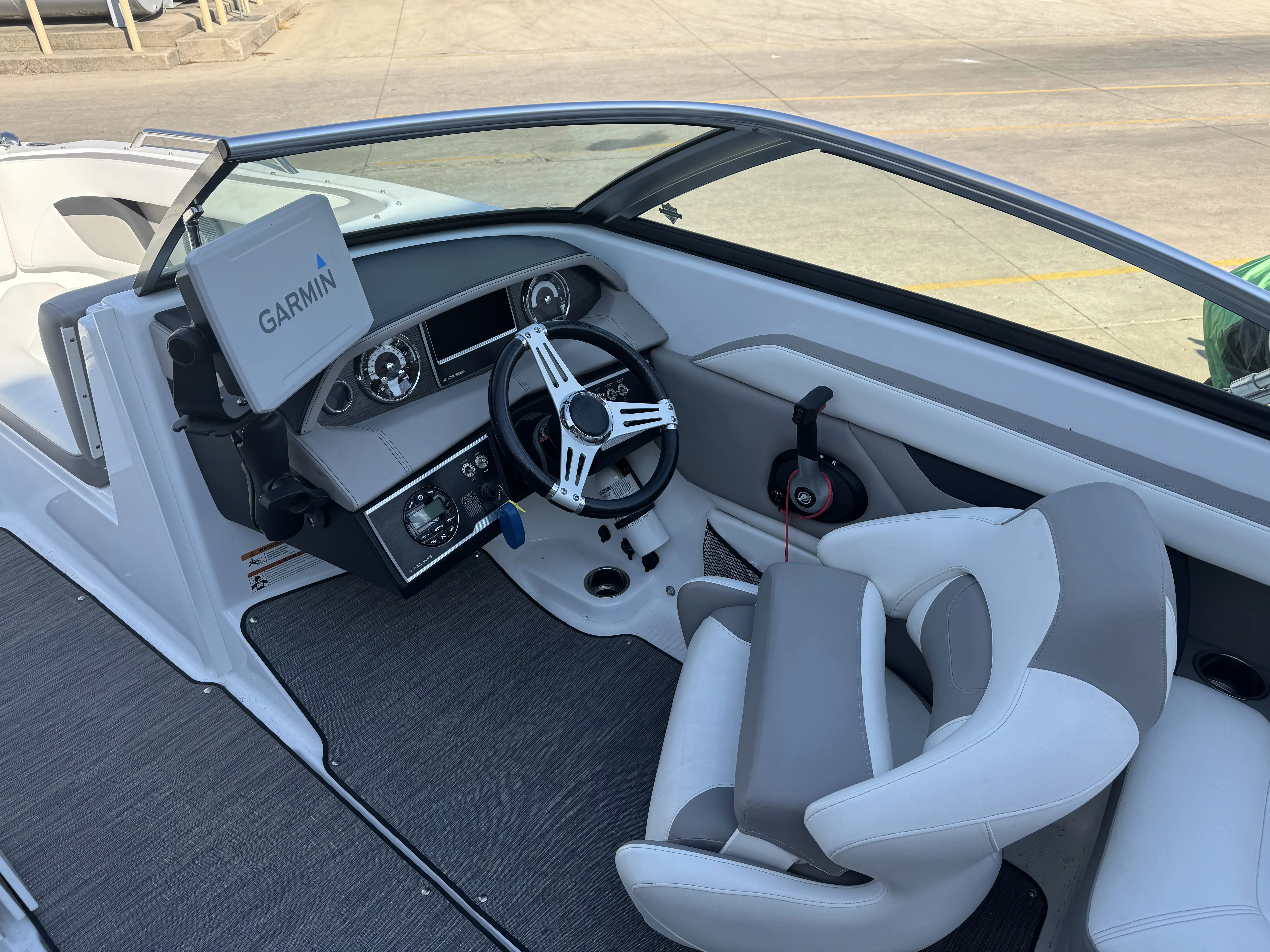 2020 Four Winns 220 HD Image Thumbnail #23