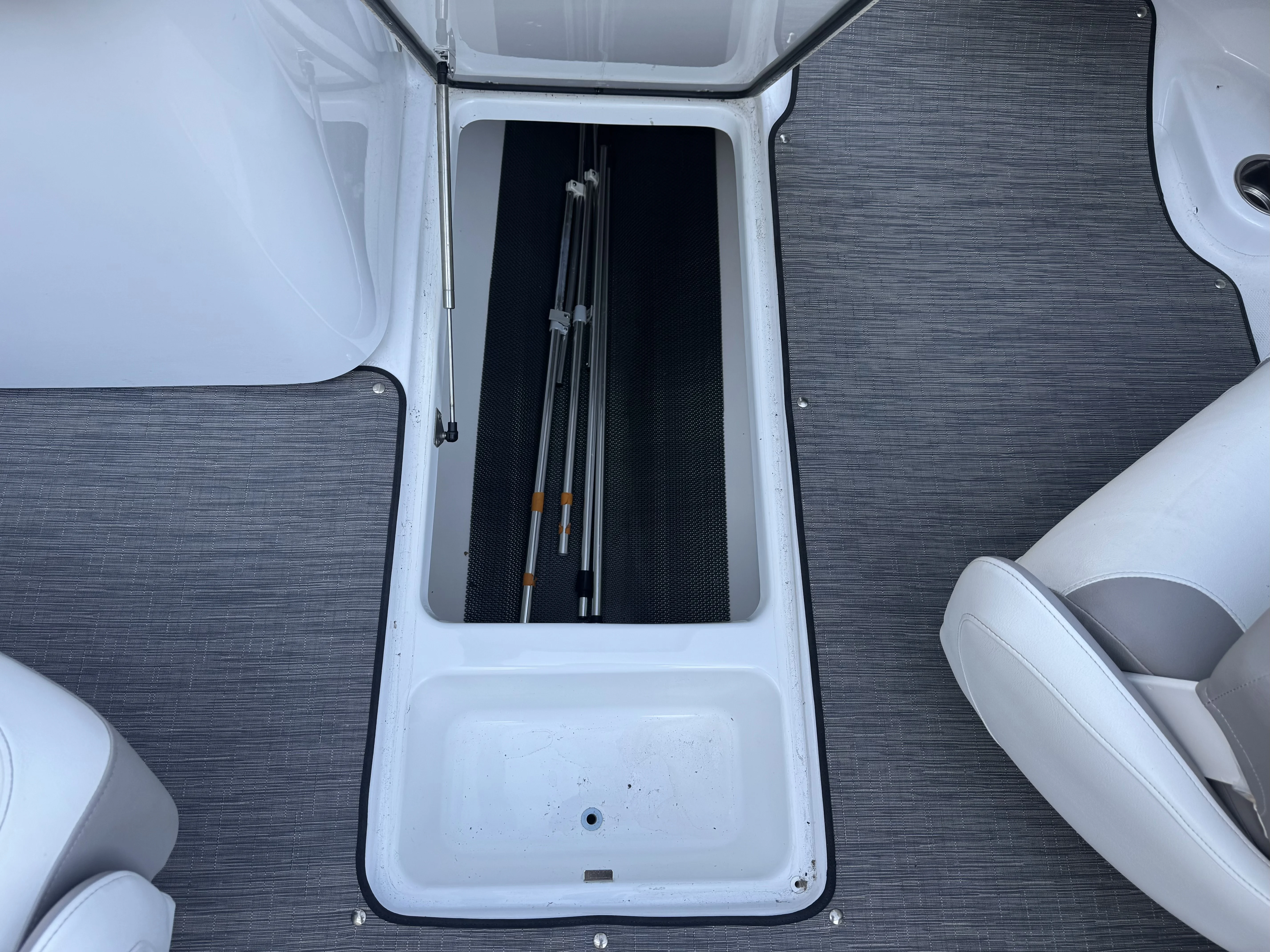 2020 Four Winns 220 HD Image Thumbnail #22