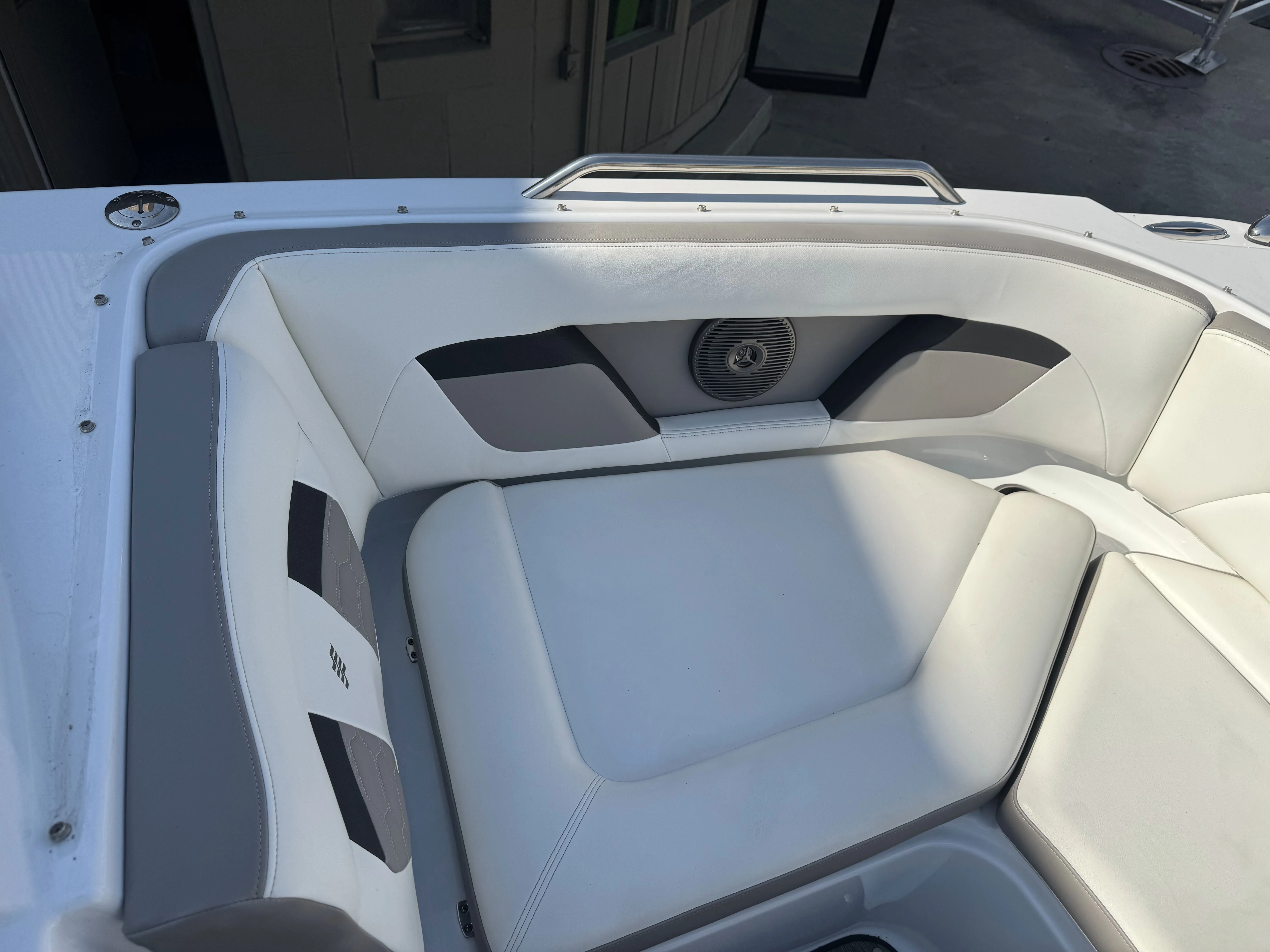 2020 Four Winns 220 HD Image Thumbnail #31