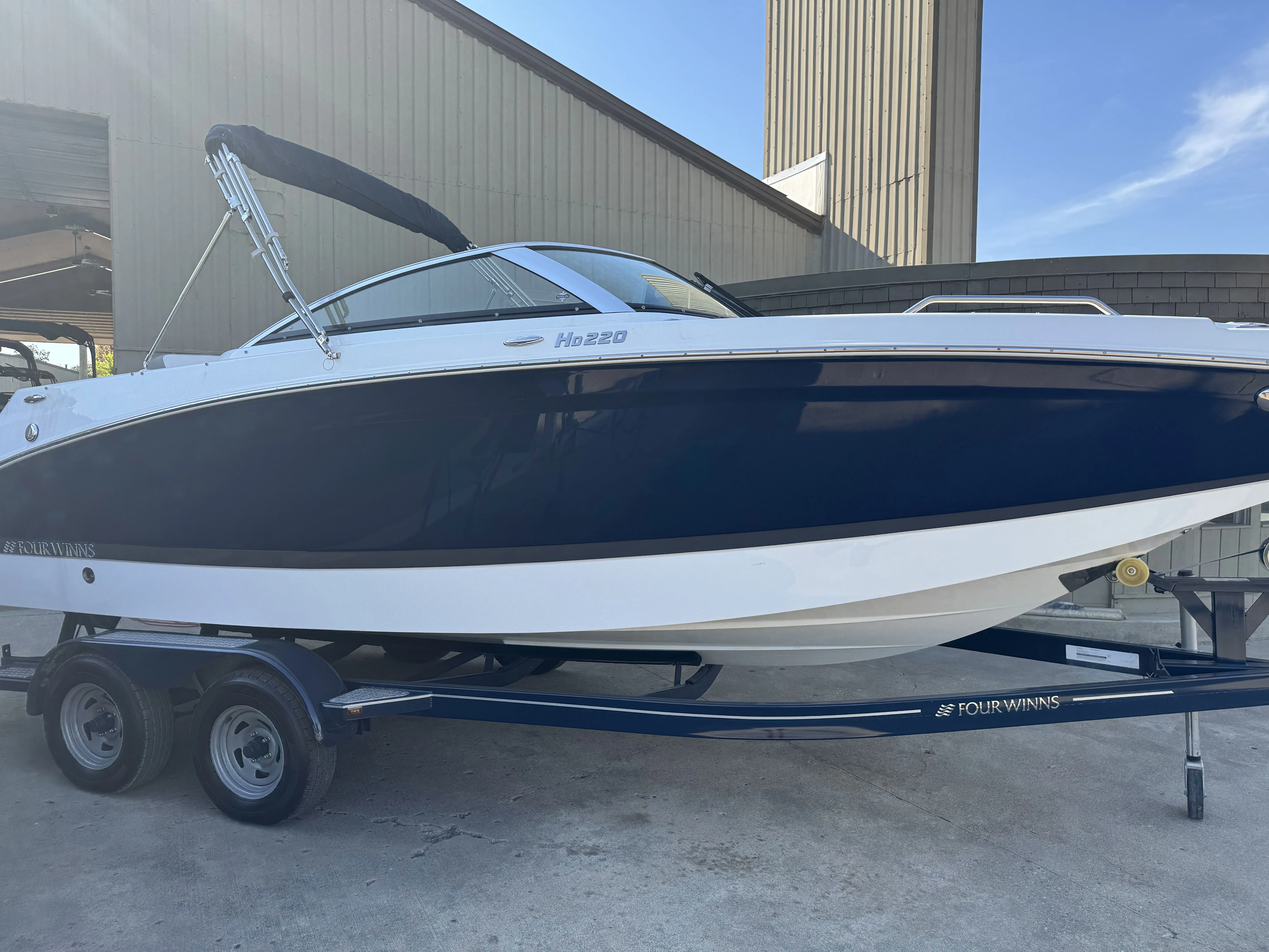 2020 Four Winns 220 HD Image Thumbnail #7