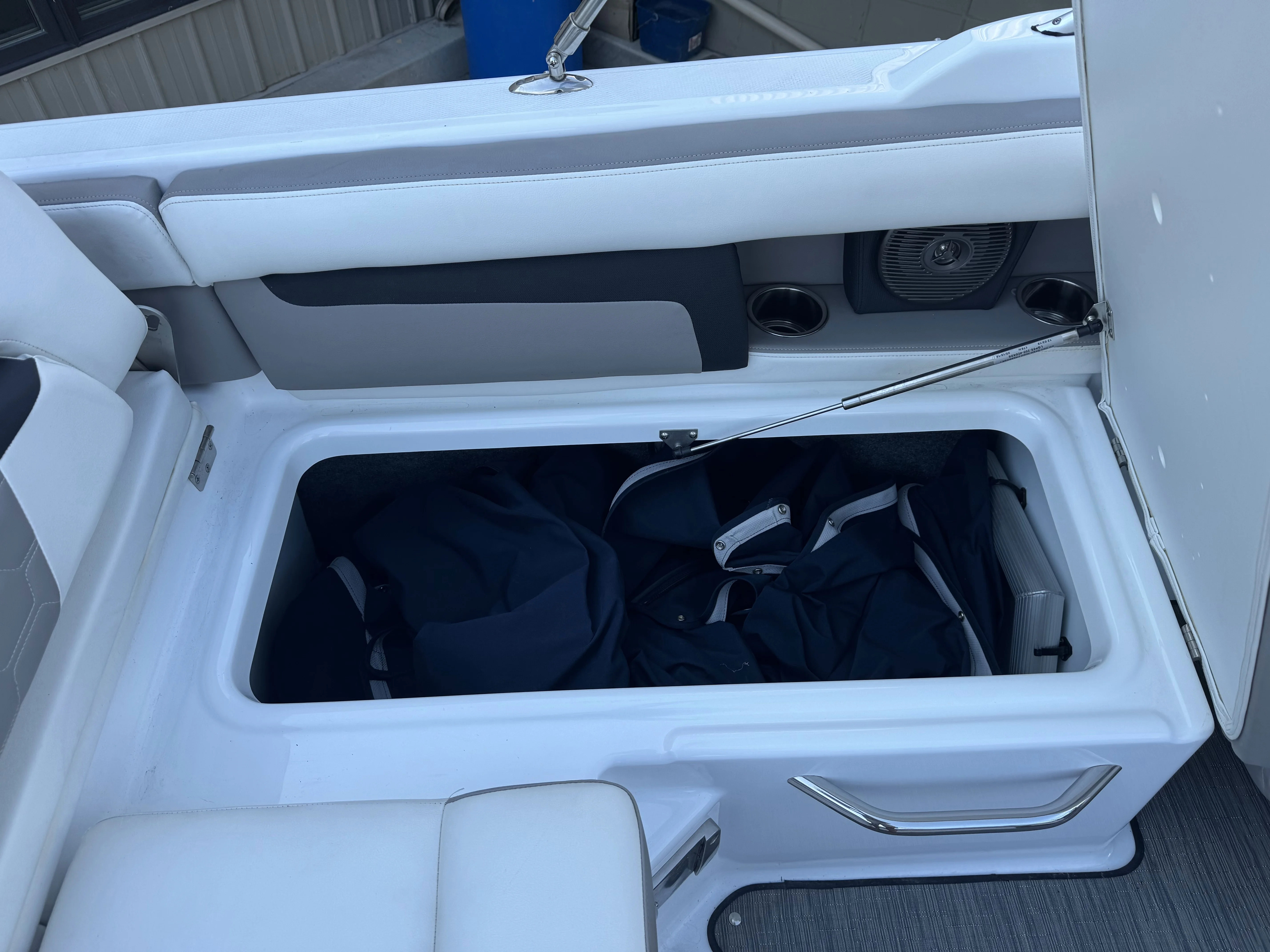 2020 Four Winns 220 HD Image Thumbnail #18