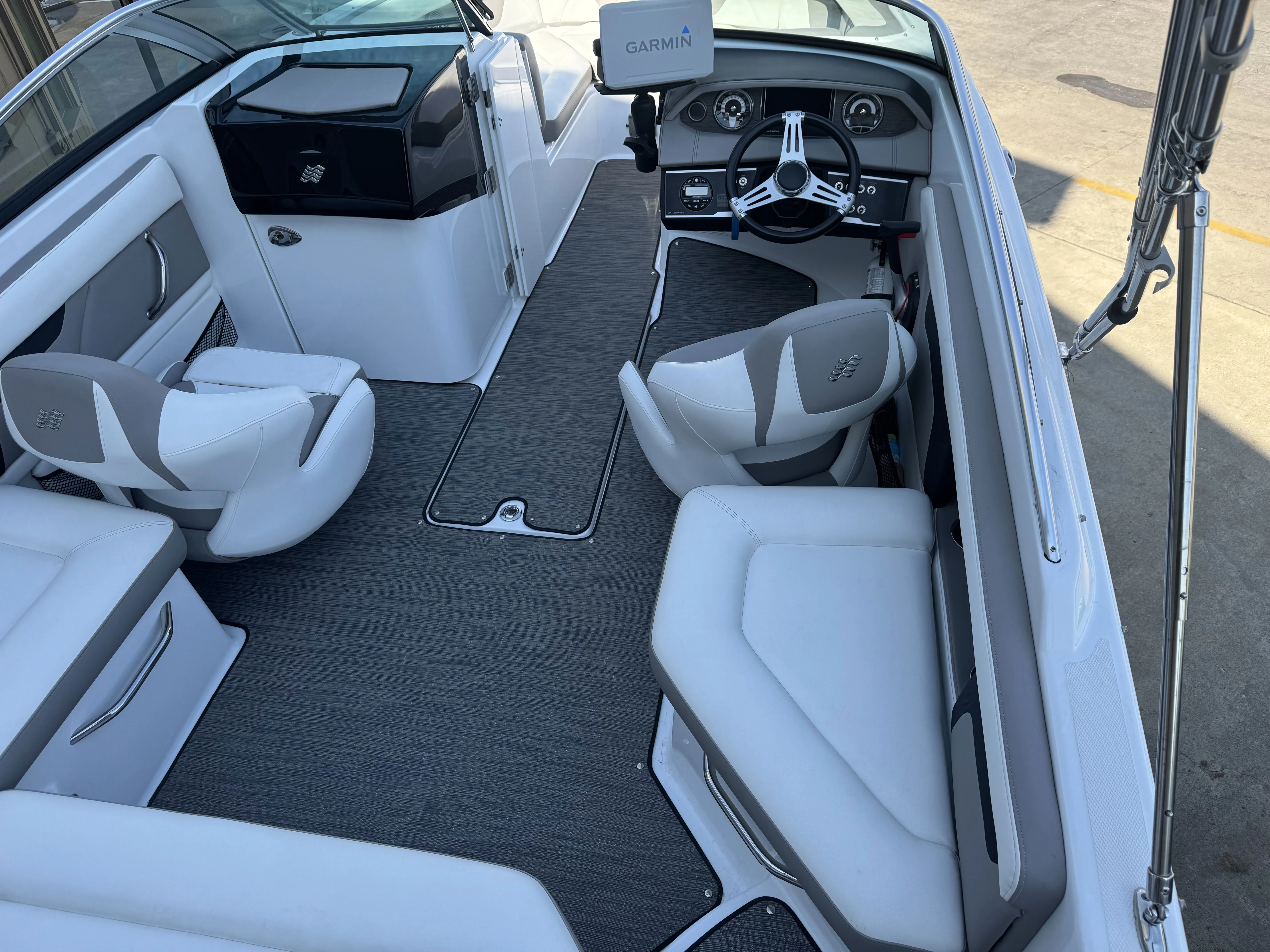 2020 Four Winns 220 HD Image Thumbnail #12