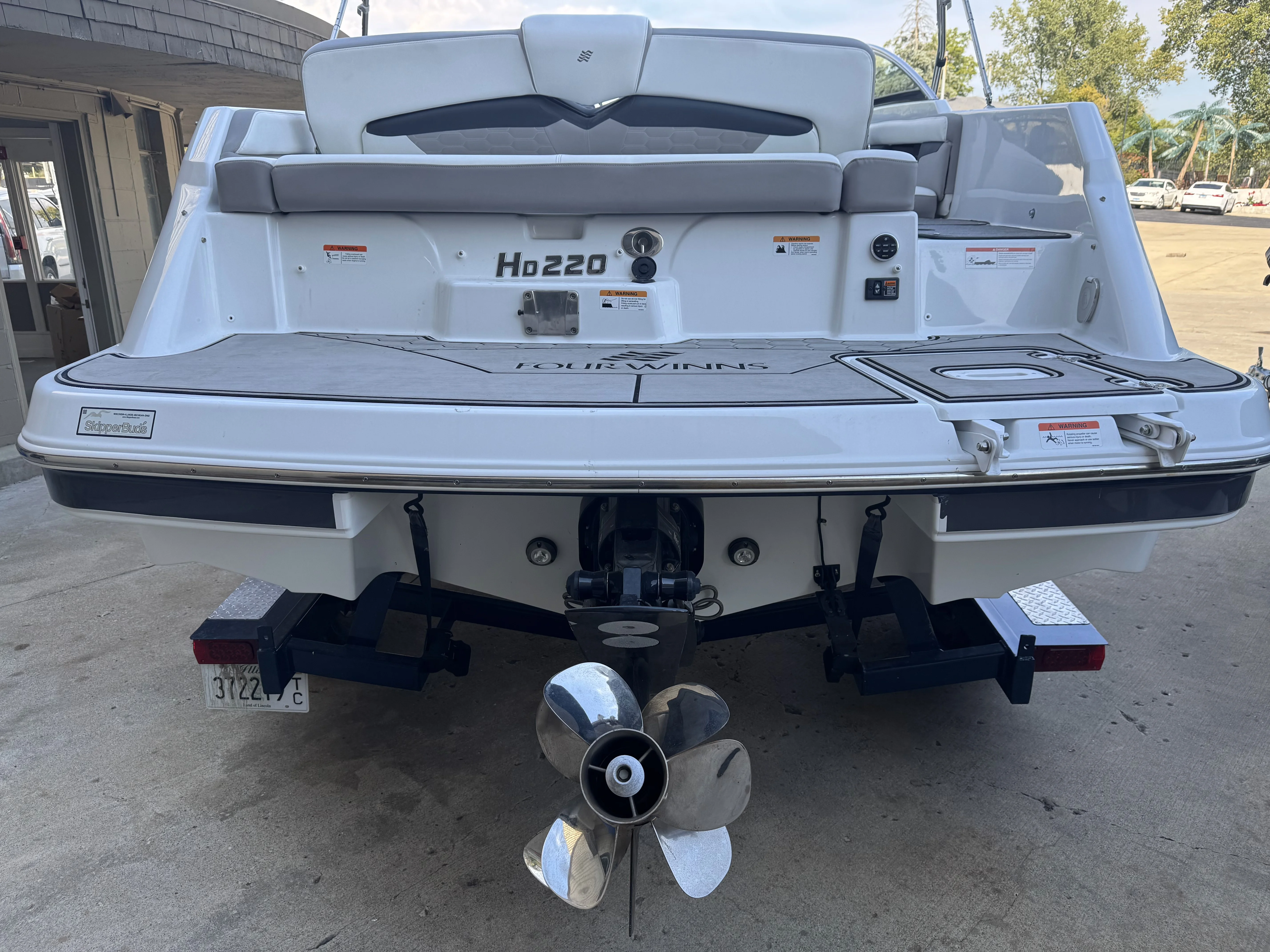 2020 Four Winns 220 HD Image Thumbnail #5