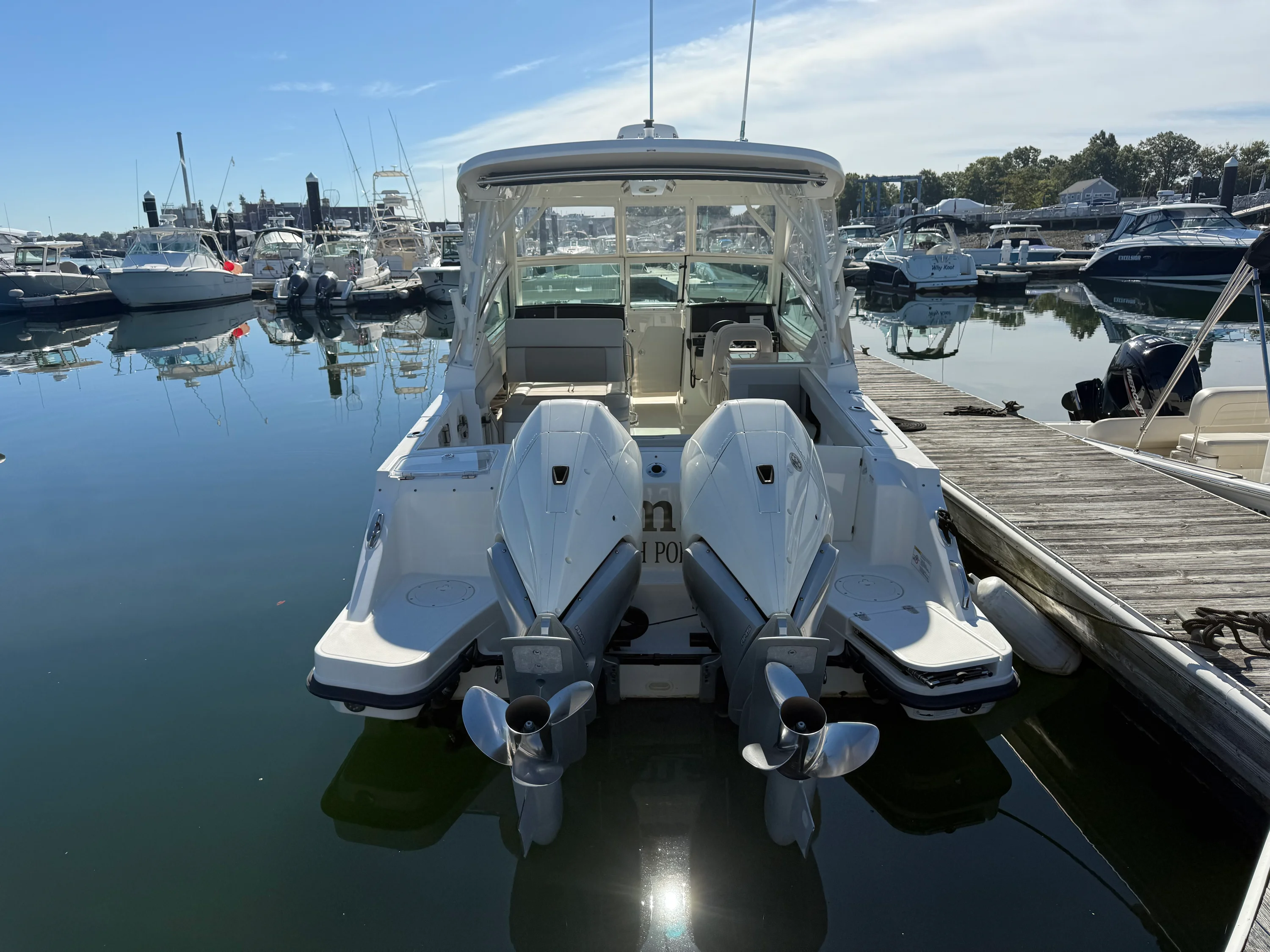 2022 Boston Whaler VANTAGE Image Thumbnail #3