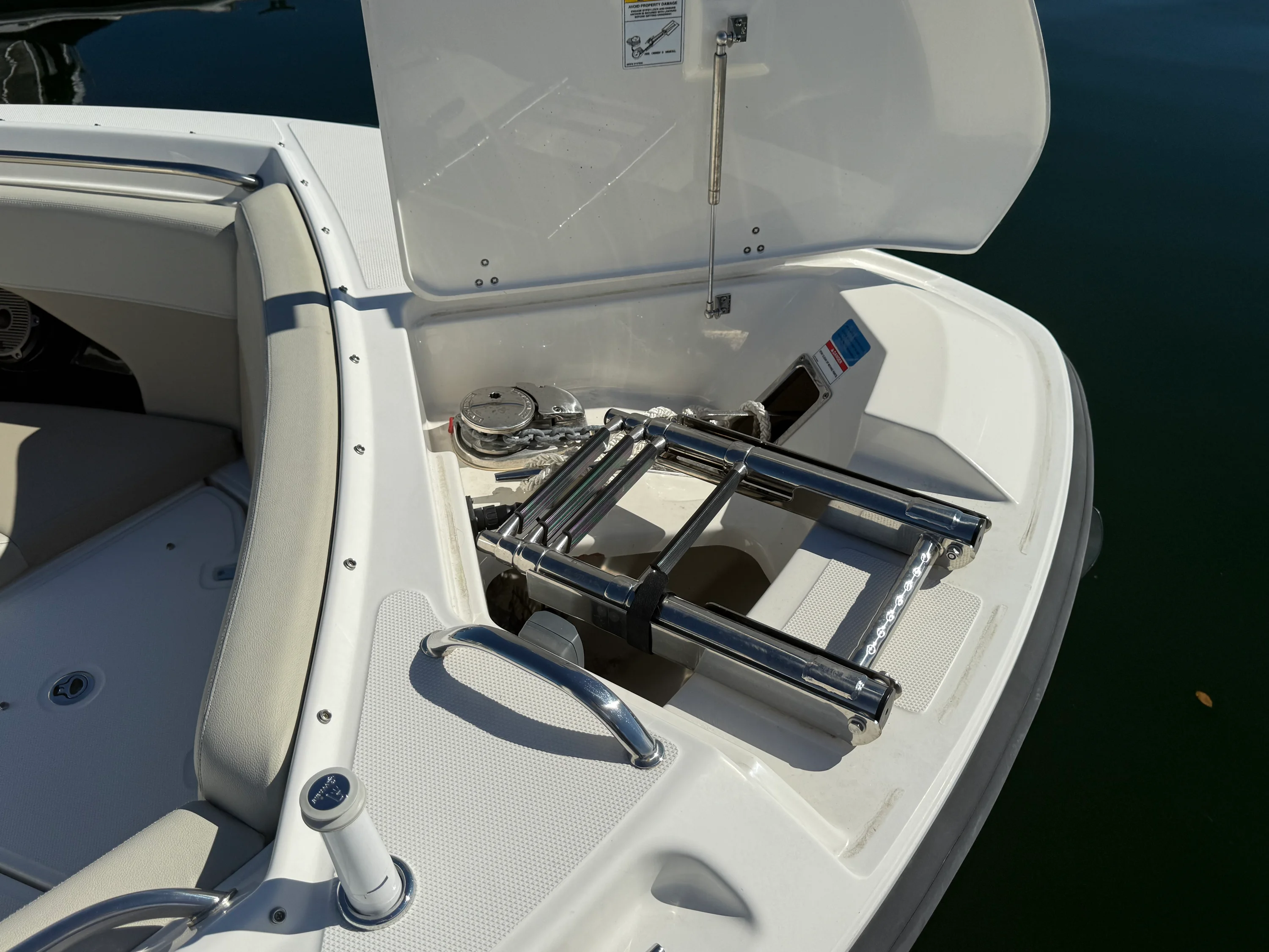2022 Boston Whaler VANTAGE Image Thumbnail #21