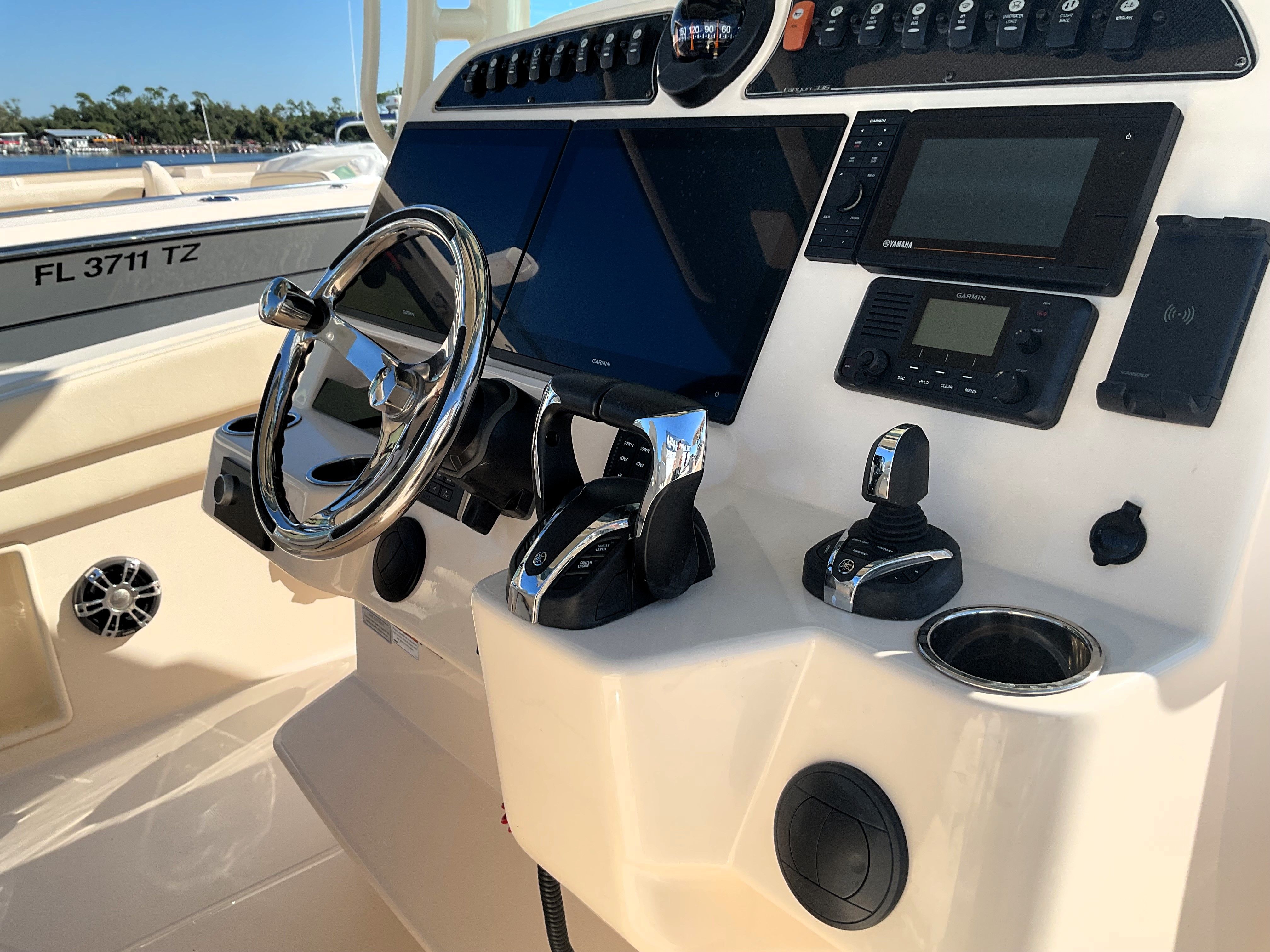 2021 Grady-White 336 CANYON Image Thumbnail #14