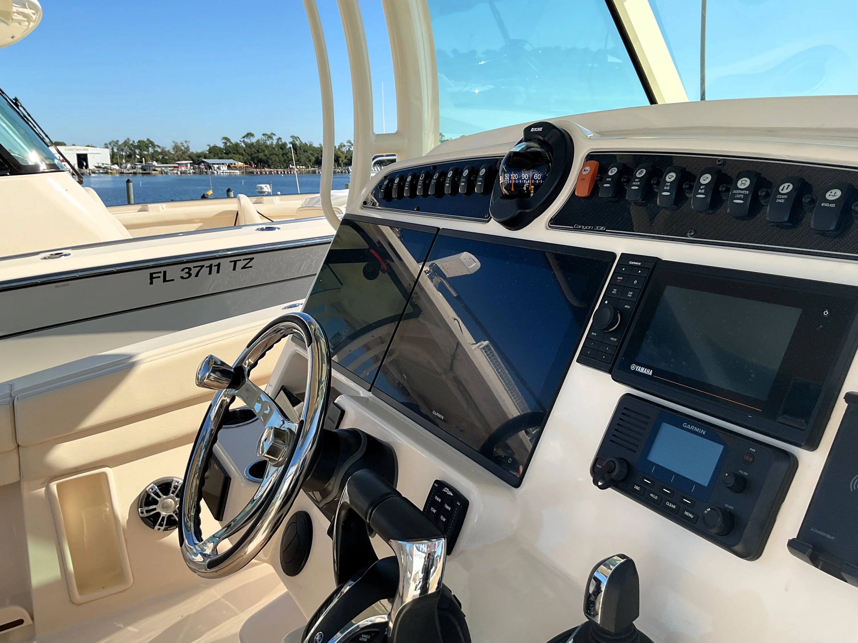 2021 Grady-White 336 CANYON Image Thumbnail #15