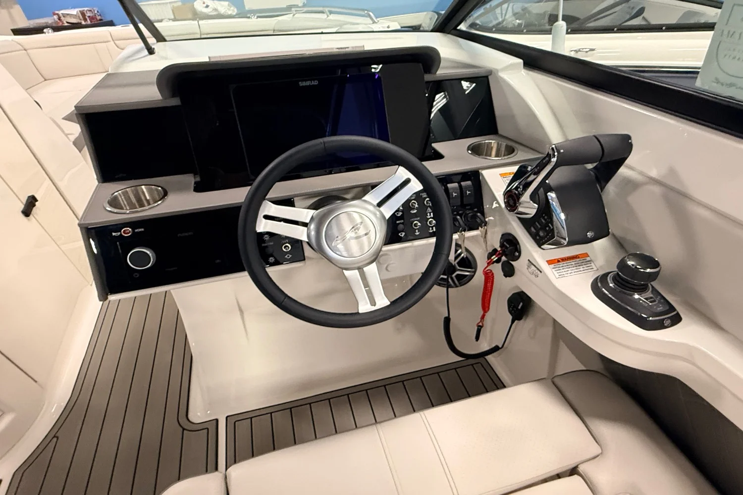 2026 Sea Ray SDX 290 Outboard Image Thumbnail #15