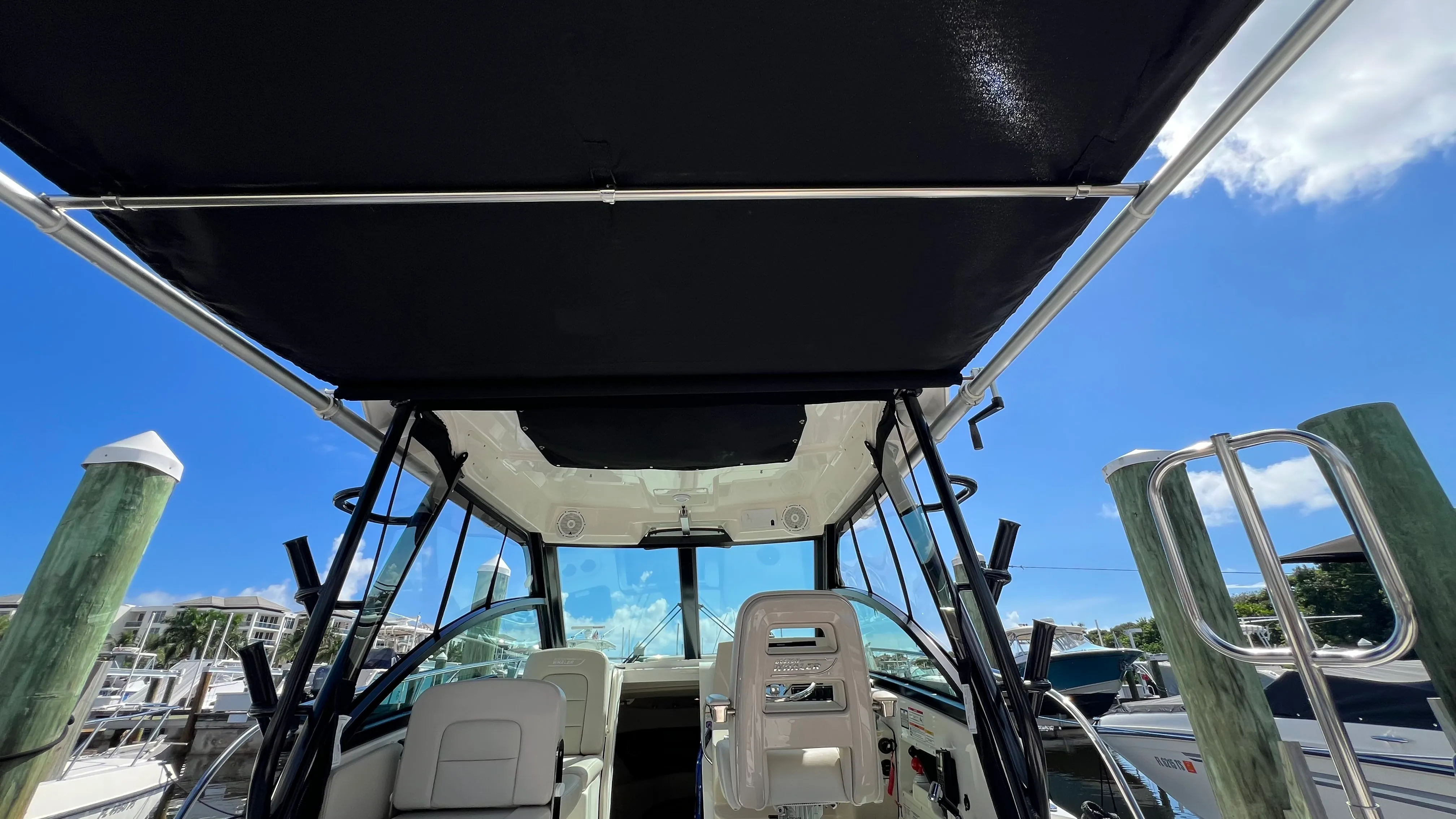 2024 Boston Whaler 285 CONQUEST Image Thumbnail #30