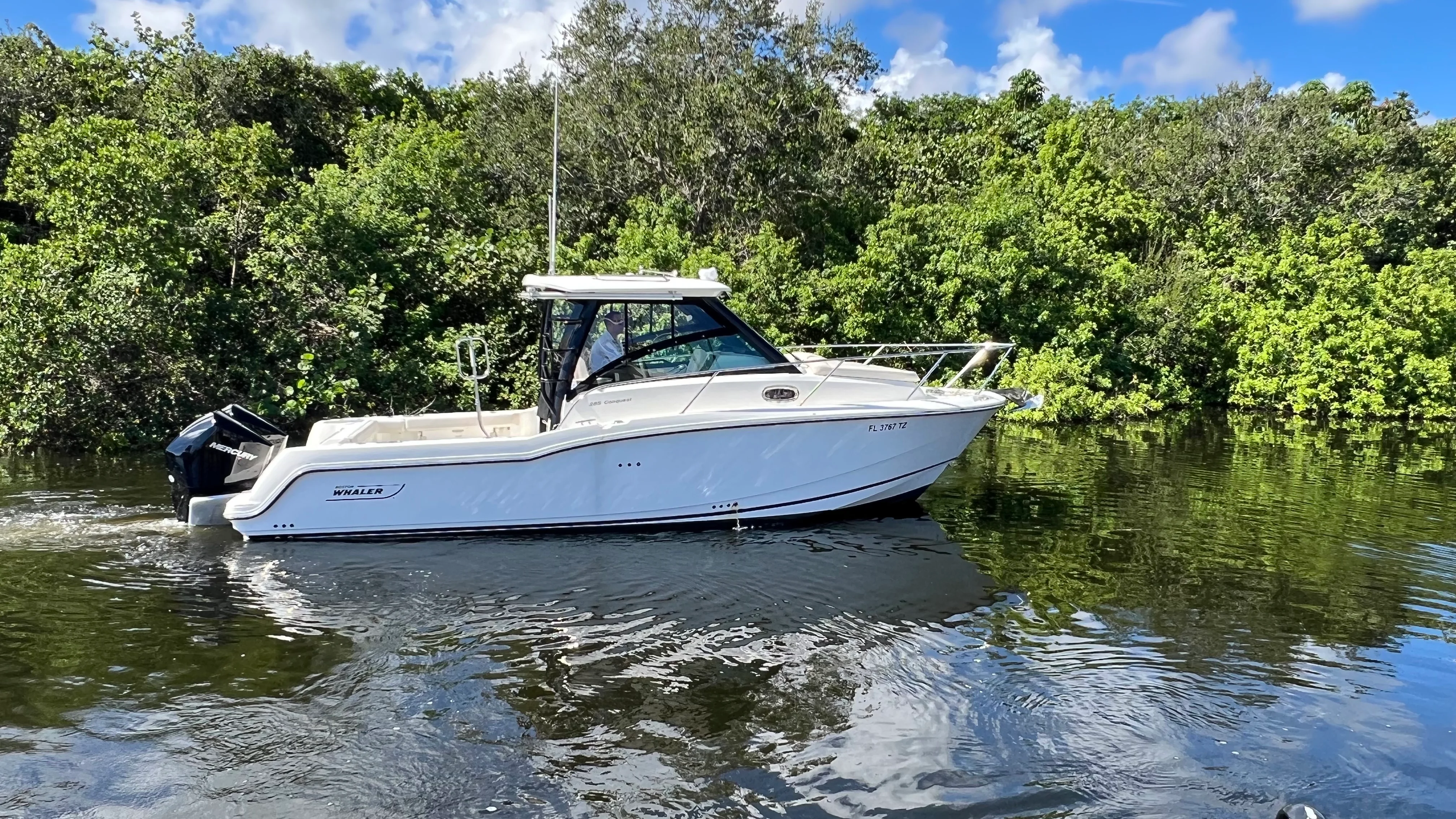 2024 Boston Whaler 285 CONQUEST Image Thumbnail #7