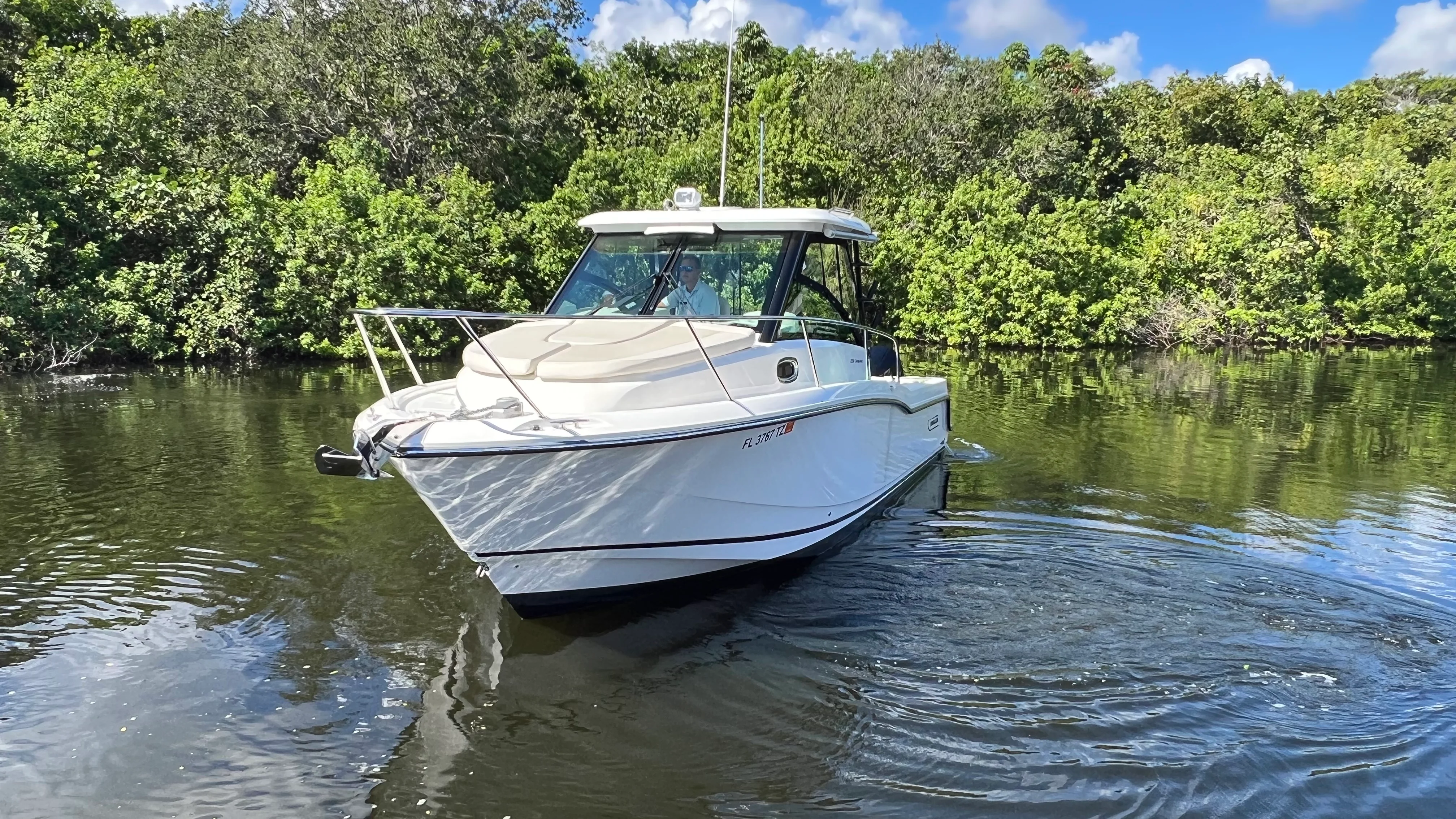 2024 Boston Whaler 285 CONQUEST Image Thumbnail #12