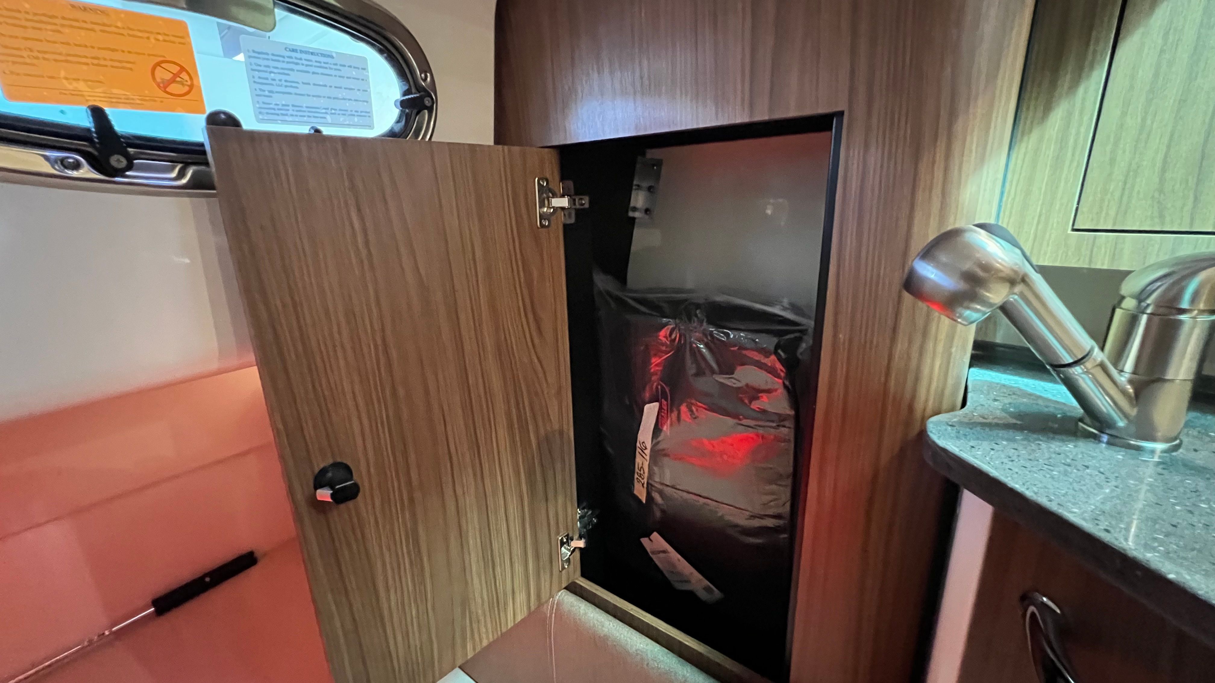 2024 Boston Whaler 285 CONQUEST Image Thumbnail #52