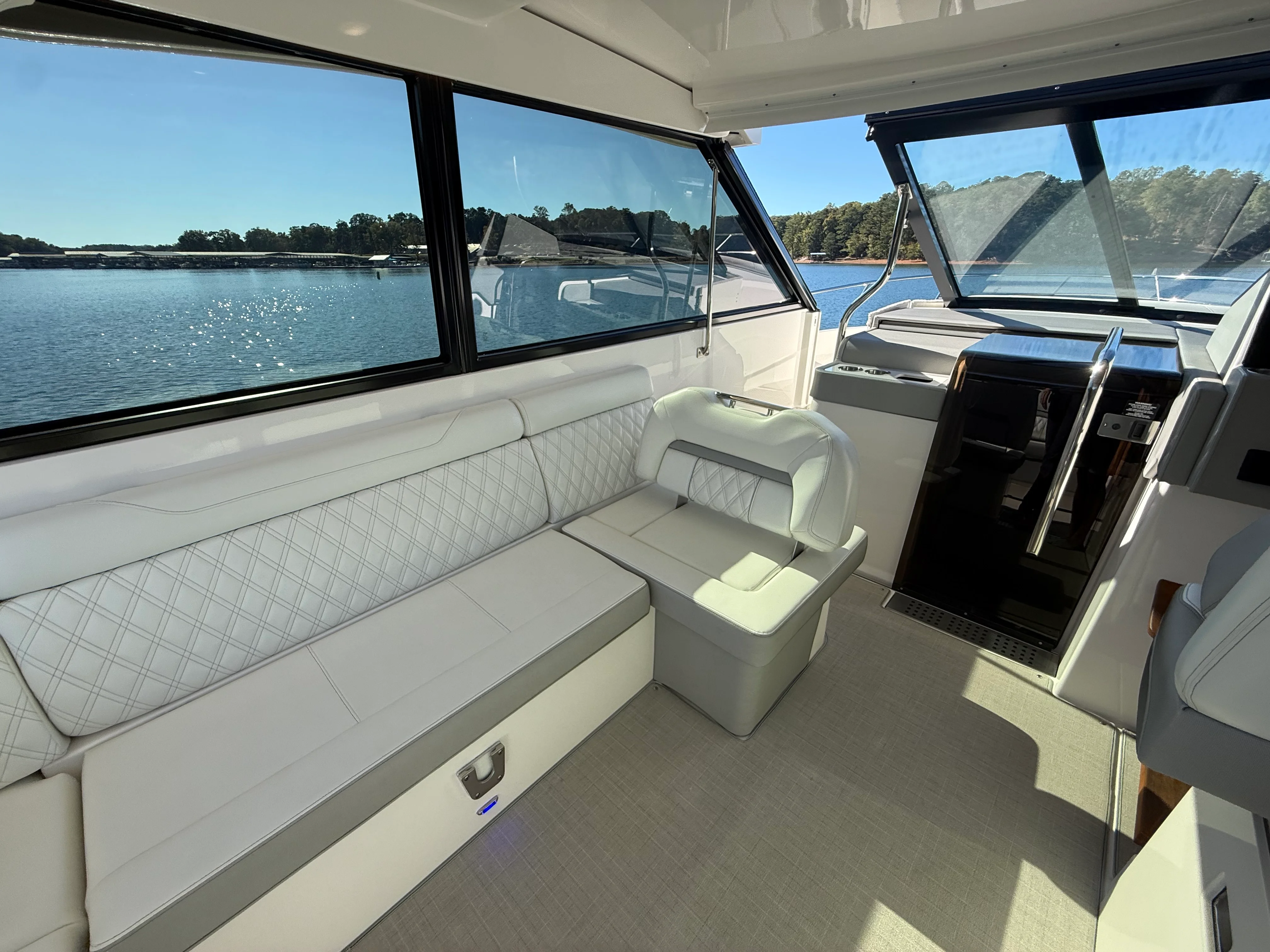 2021 Regal 36 GRAND COUPE Image Thumbnail #38