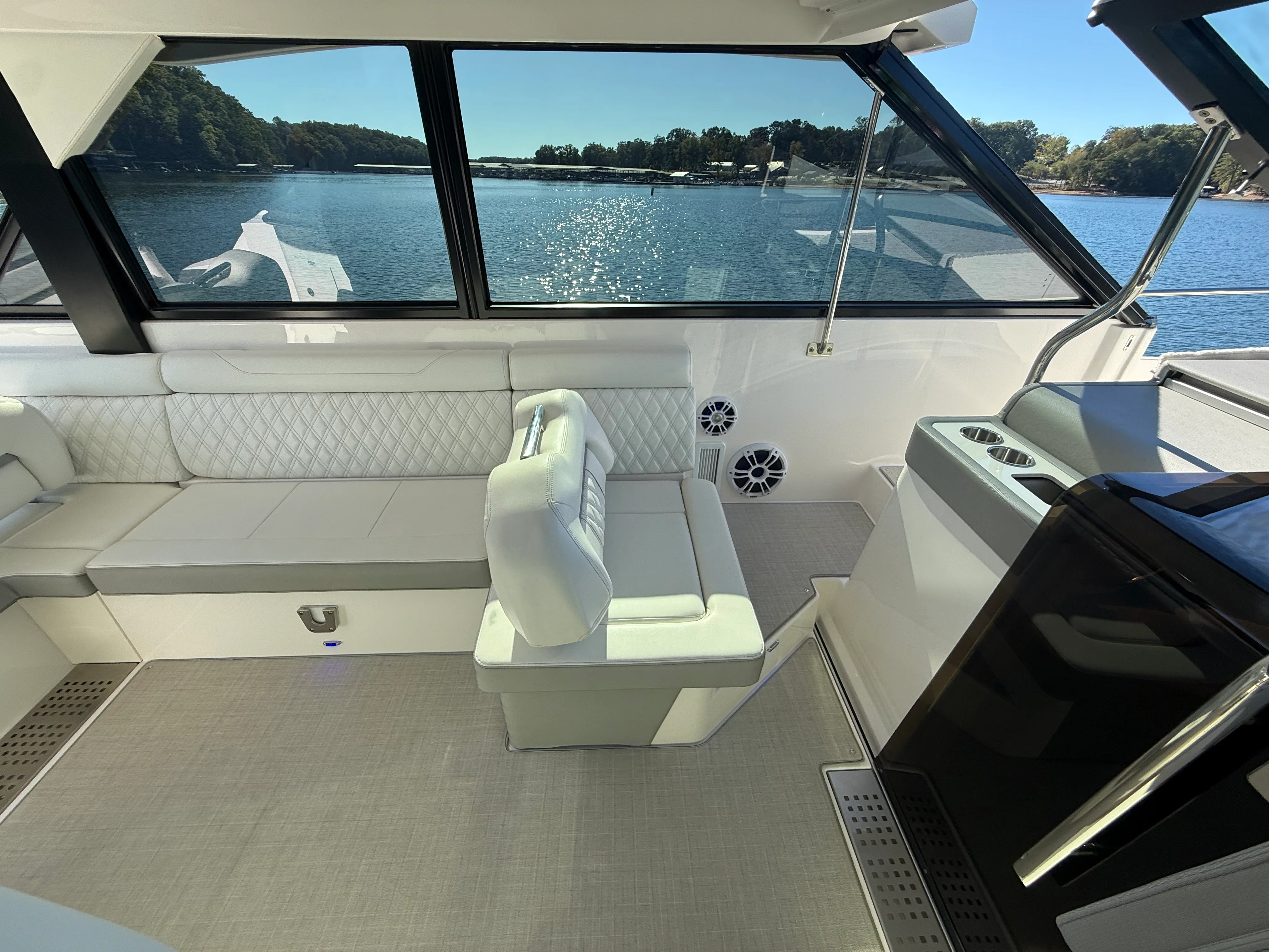 2021 Regal 36 GRAND COUPE Image Thumbnail #46