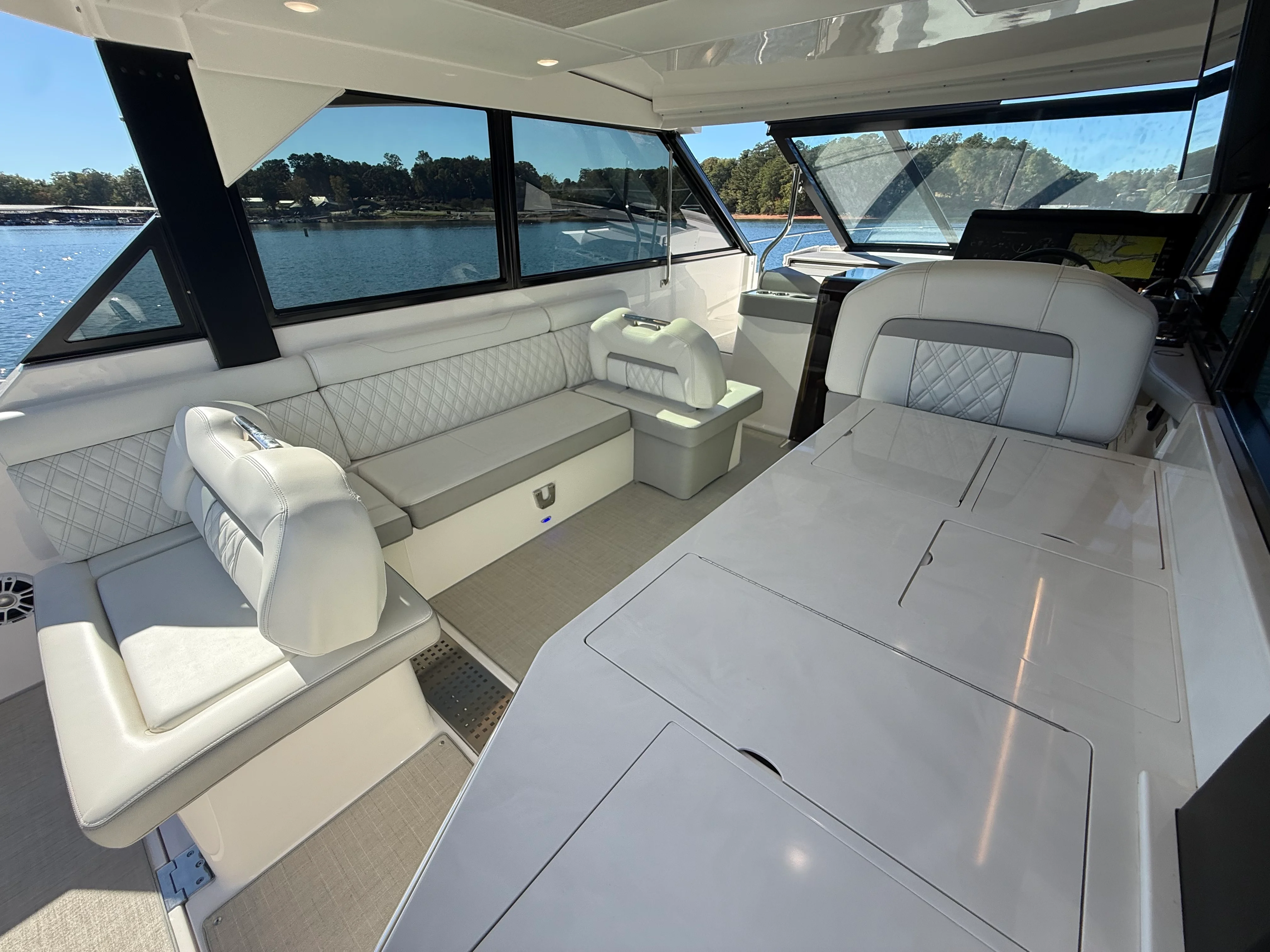 2021 Regal 36 GRAND COUPE Image Thumbnail #27