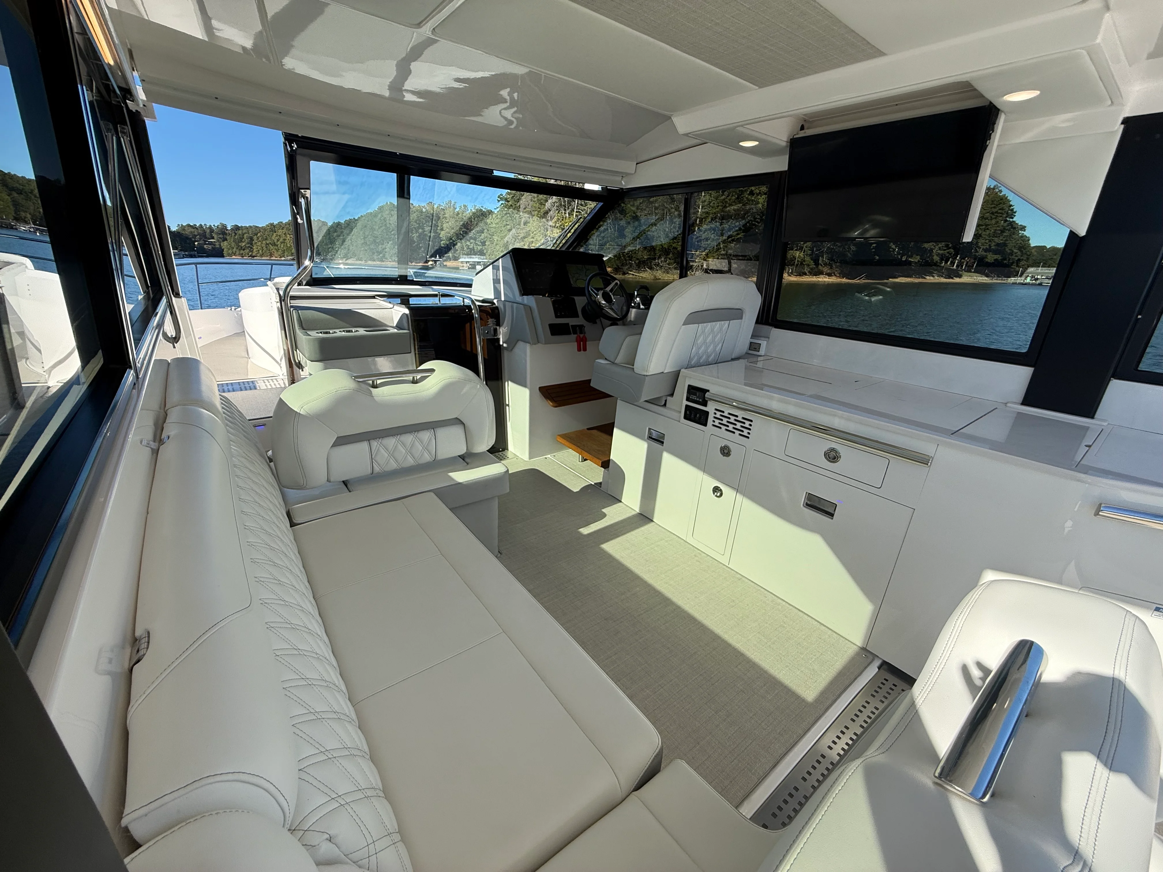 2021 Regal 36 GRAND COUPE Image Thumbnail #28