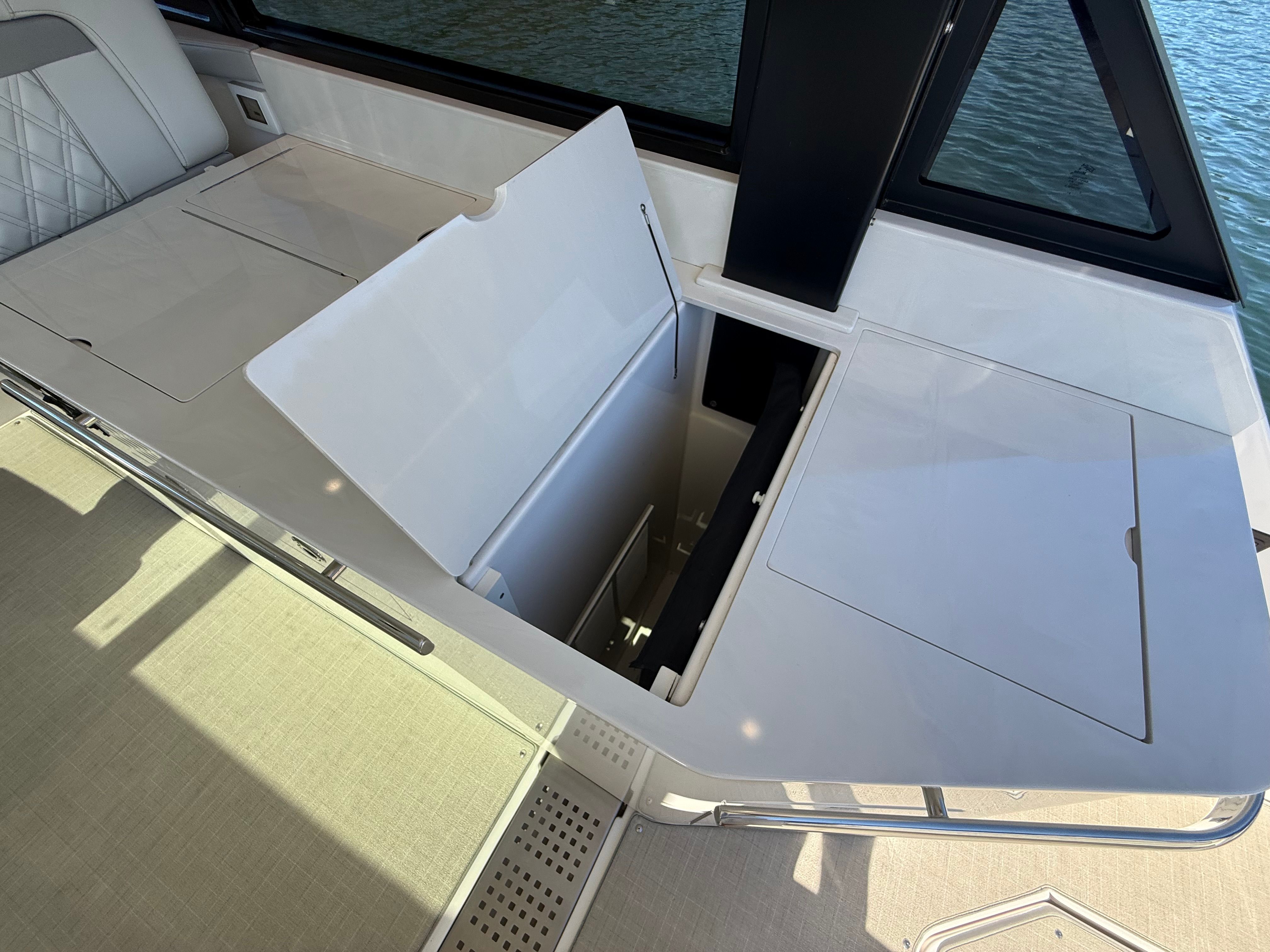 2021 Regal 36 GRAND COUPE Image Thumbnail #33