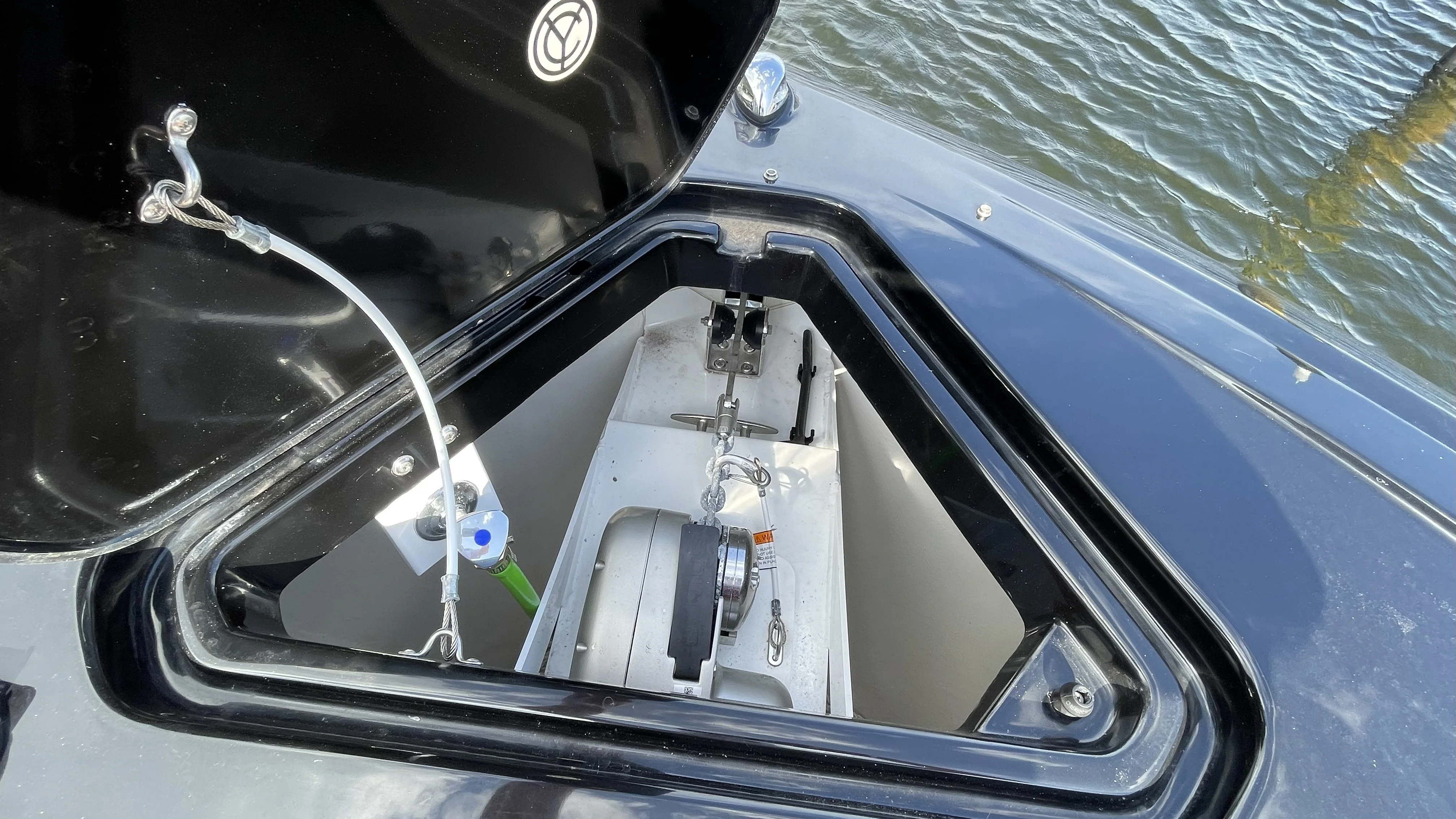 2023 Cruisers Yachts 38 GLS OB SB Image Thumbnail #16