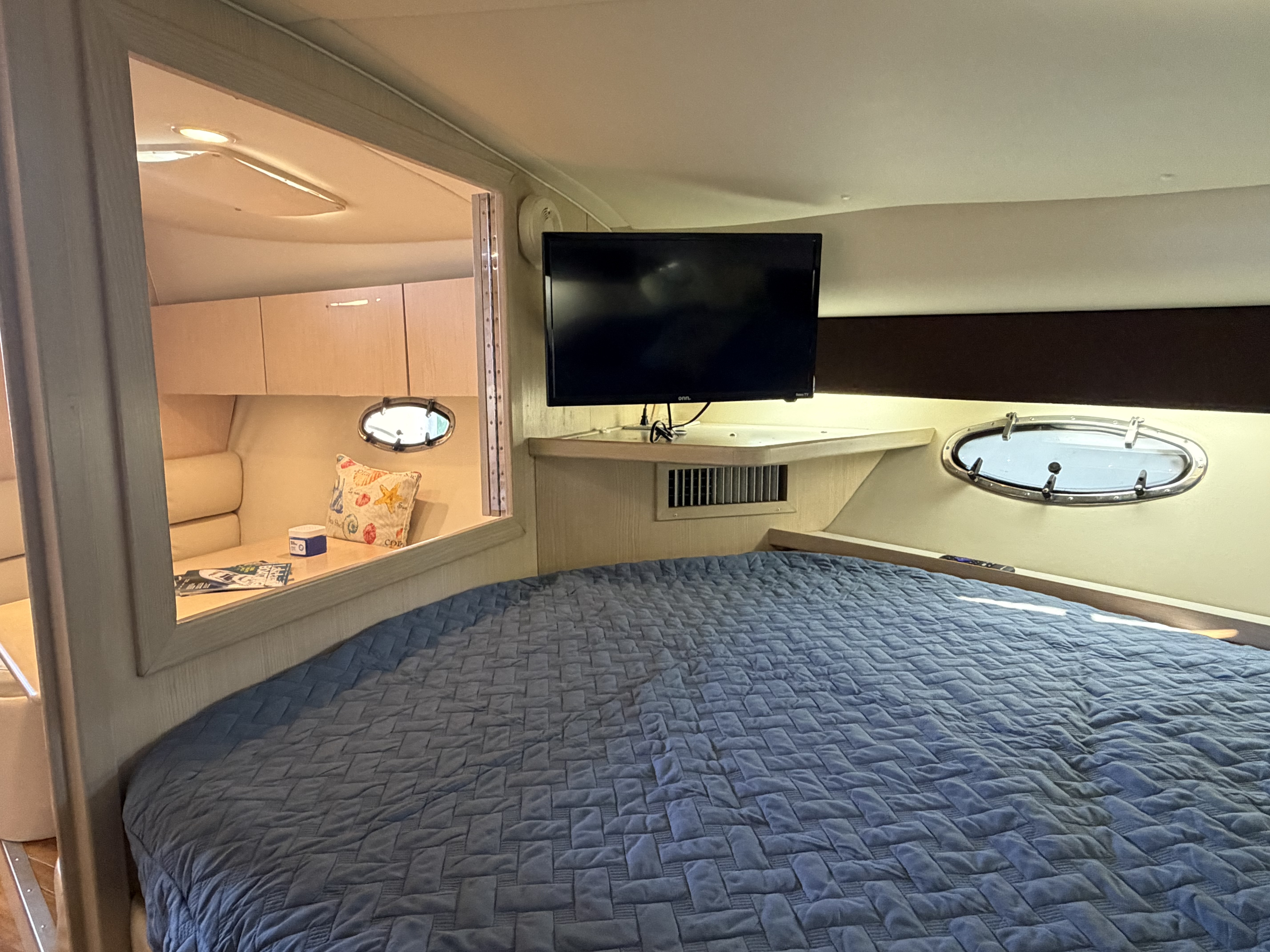 1995 Tiara Yachts 3500 EXPRESS Image Thumbnail #21