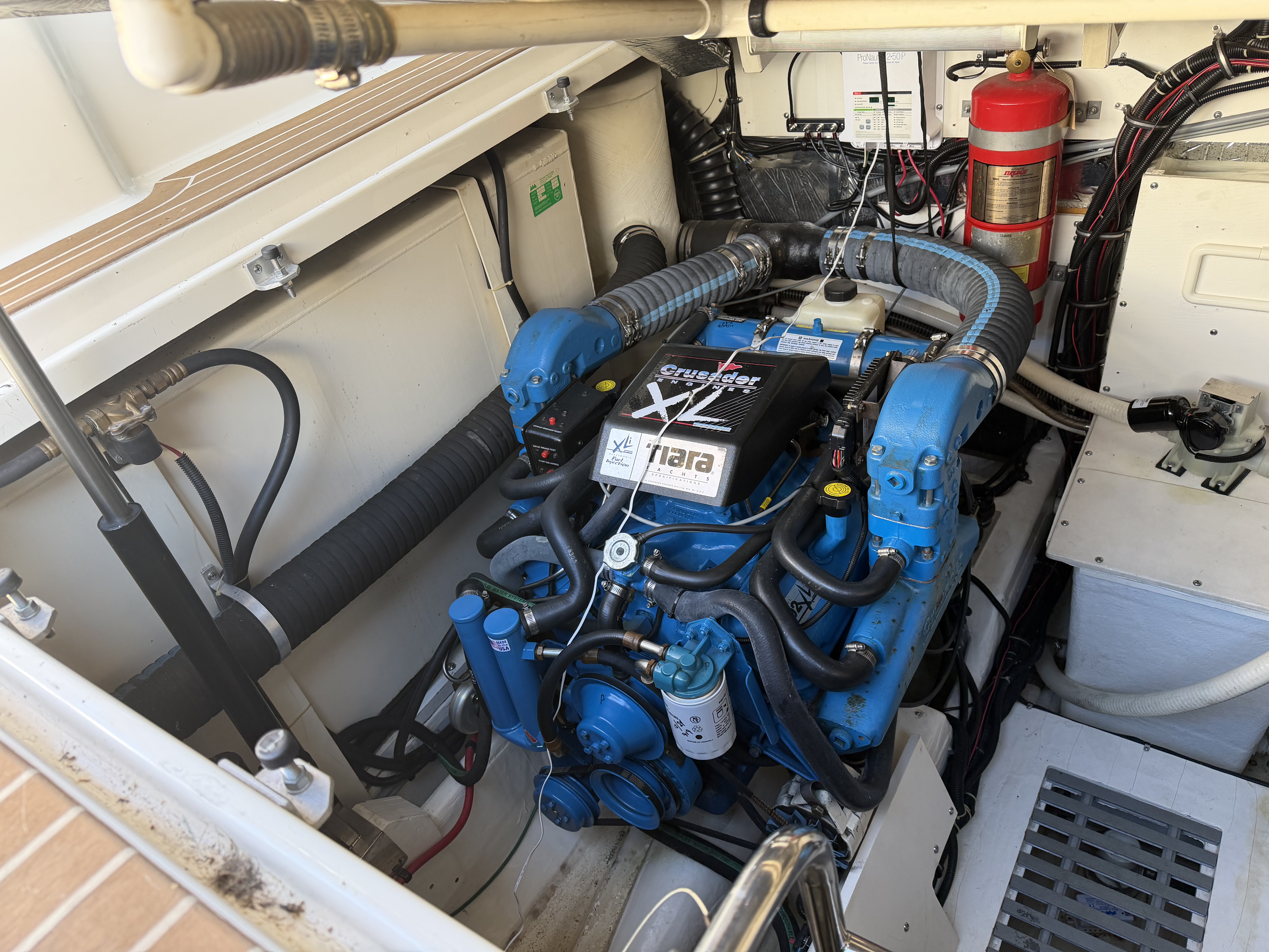 1995 Tiara Yachts 3500 EXPRESS Image Thumbnail #33