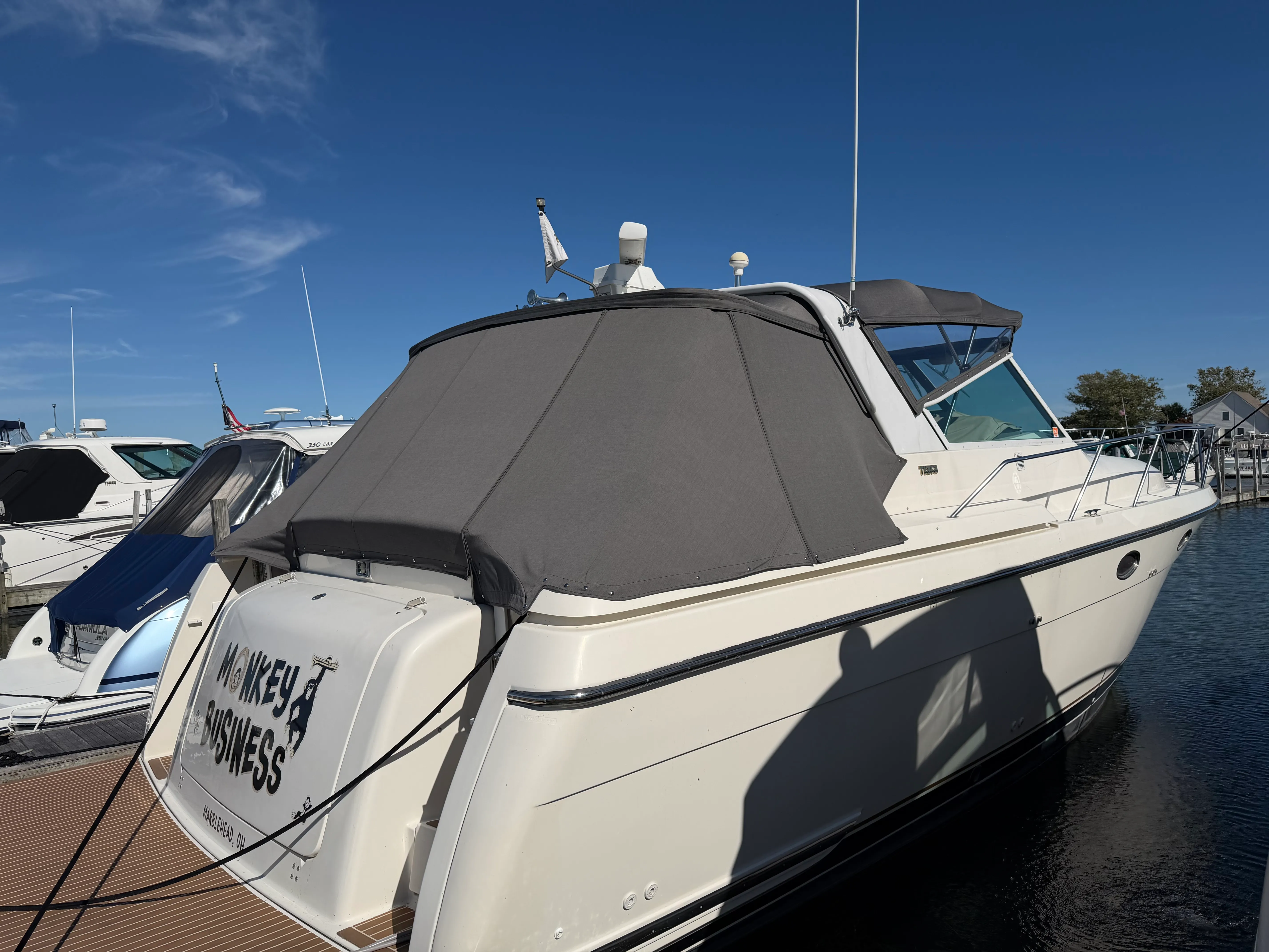 1995 Tiara Yachts 3500 EXPRESS Image Thumbnail #37