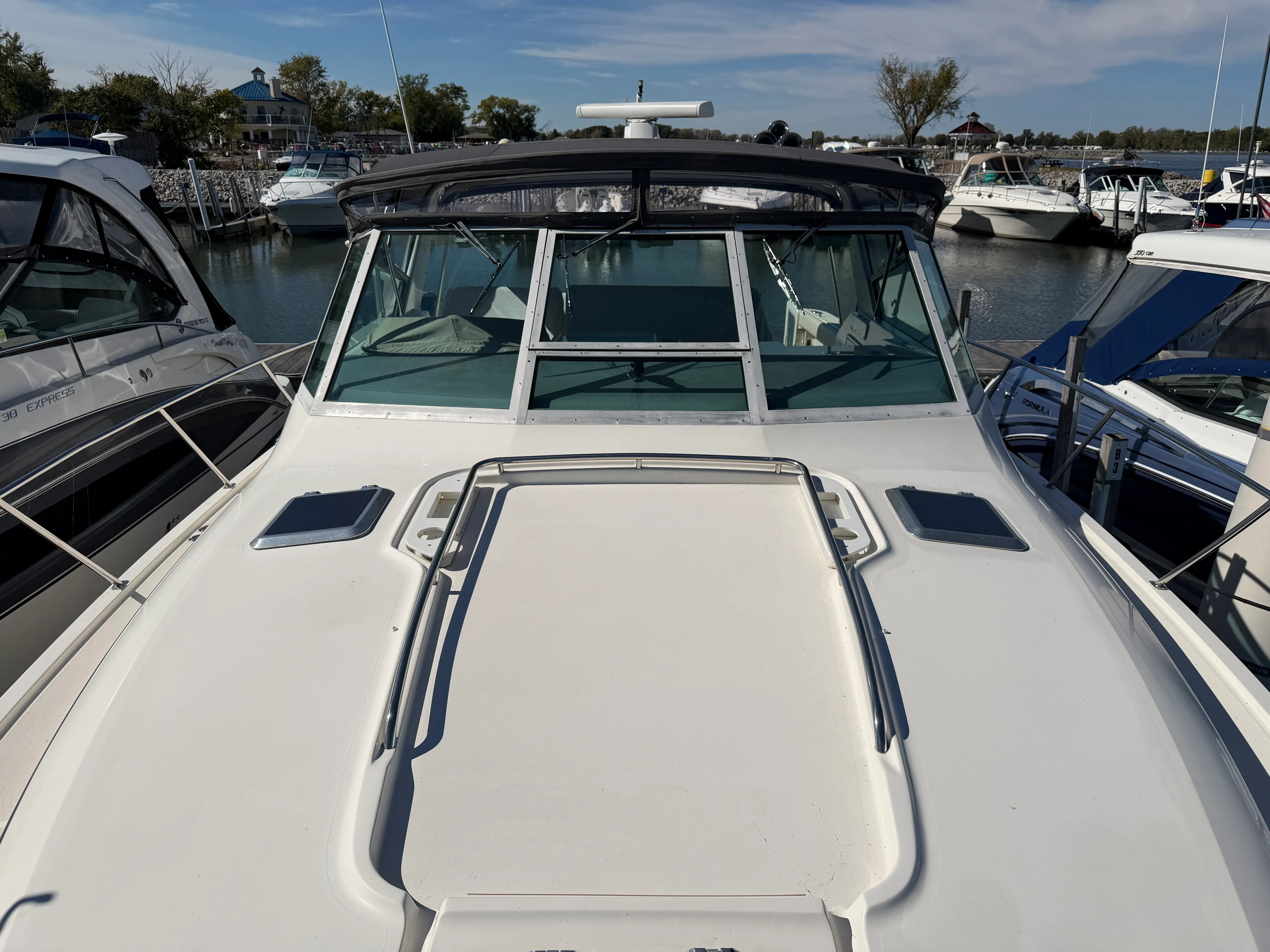 1995 Tiara Yachts 3500 EXPRESS Image Thumbnail #28