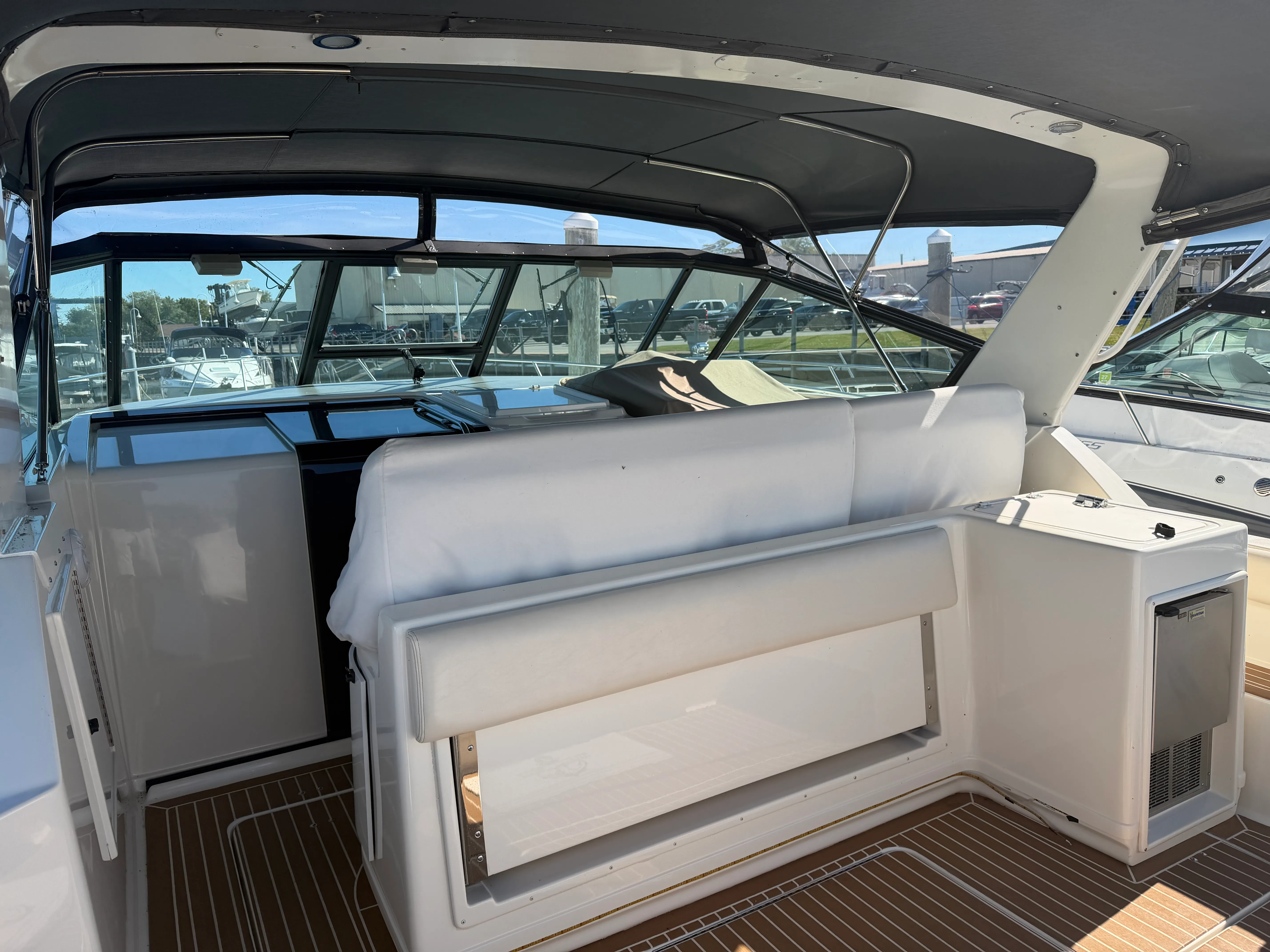 1995 Tiara Yachts 3500 EXPRESS Image Thumbnail #38