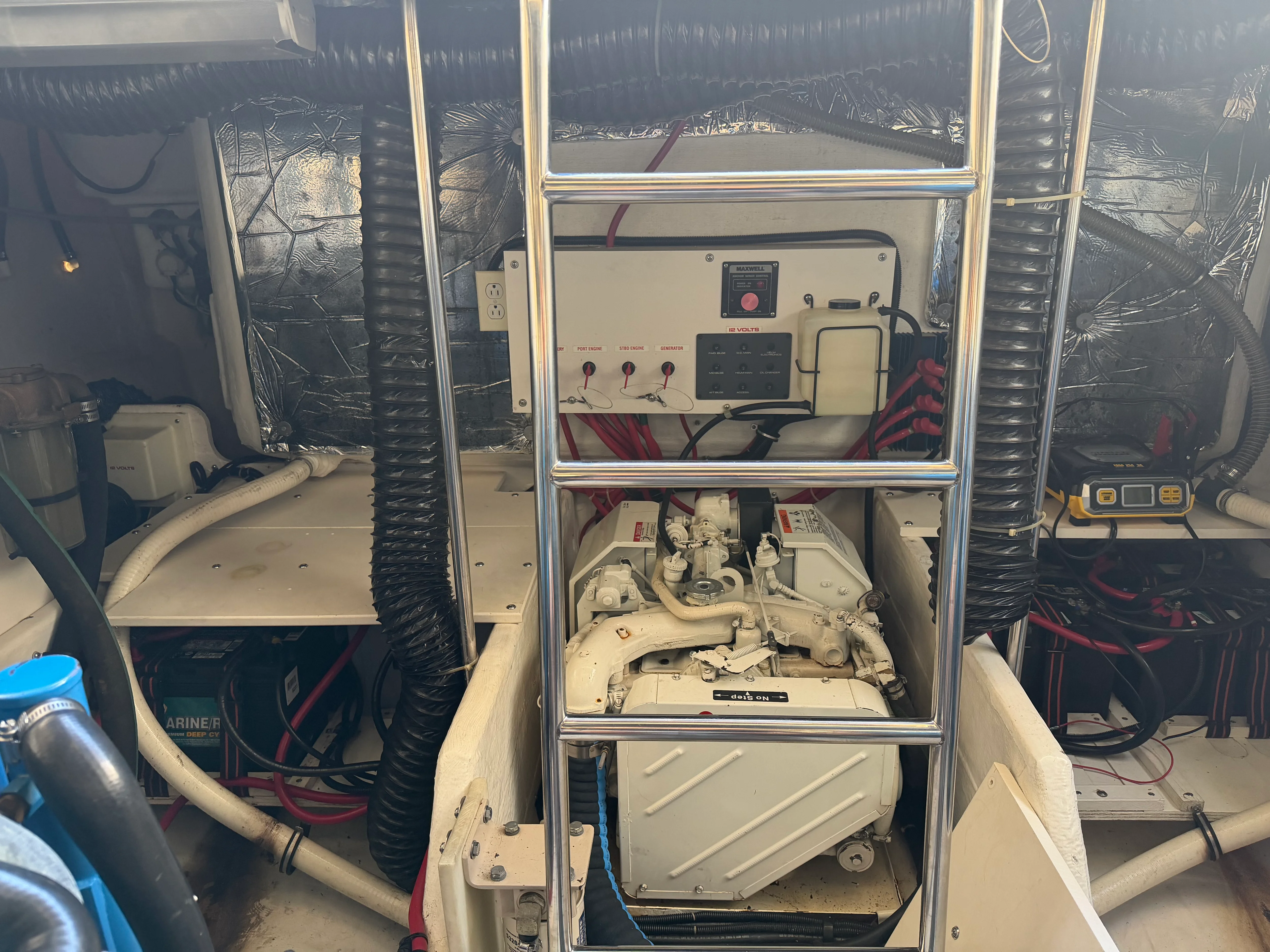 1995 Tiara Yachts 3500 EXPRESS Image Thumbnail #36