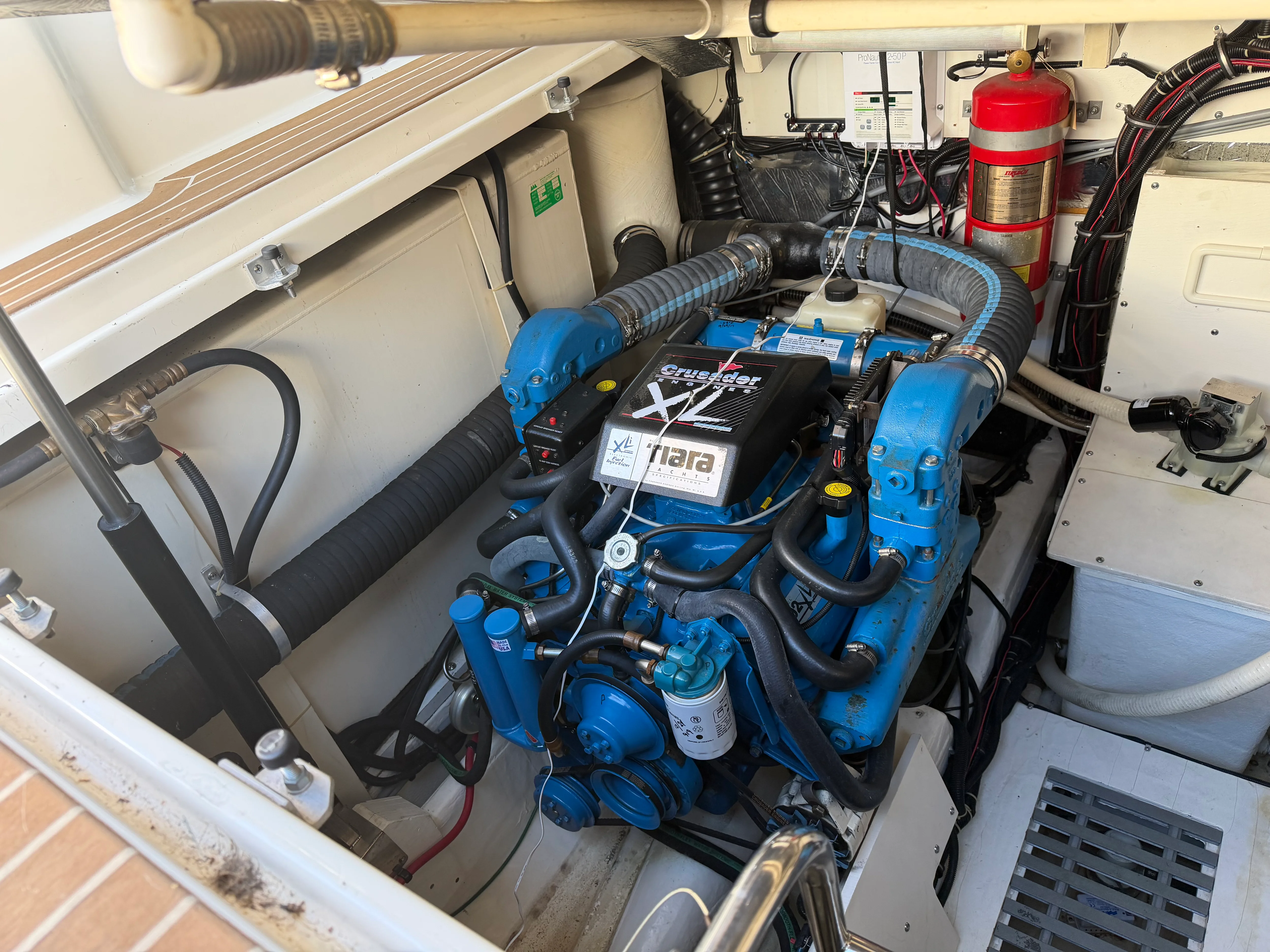 1995 Tiara Yachts 3500 EXPRESS Image Thumbnail #33