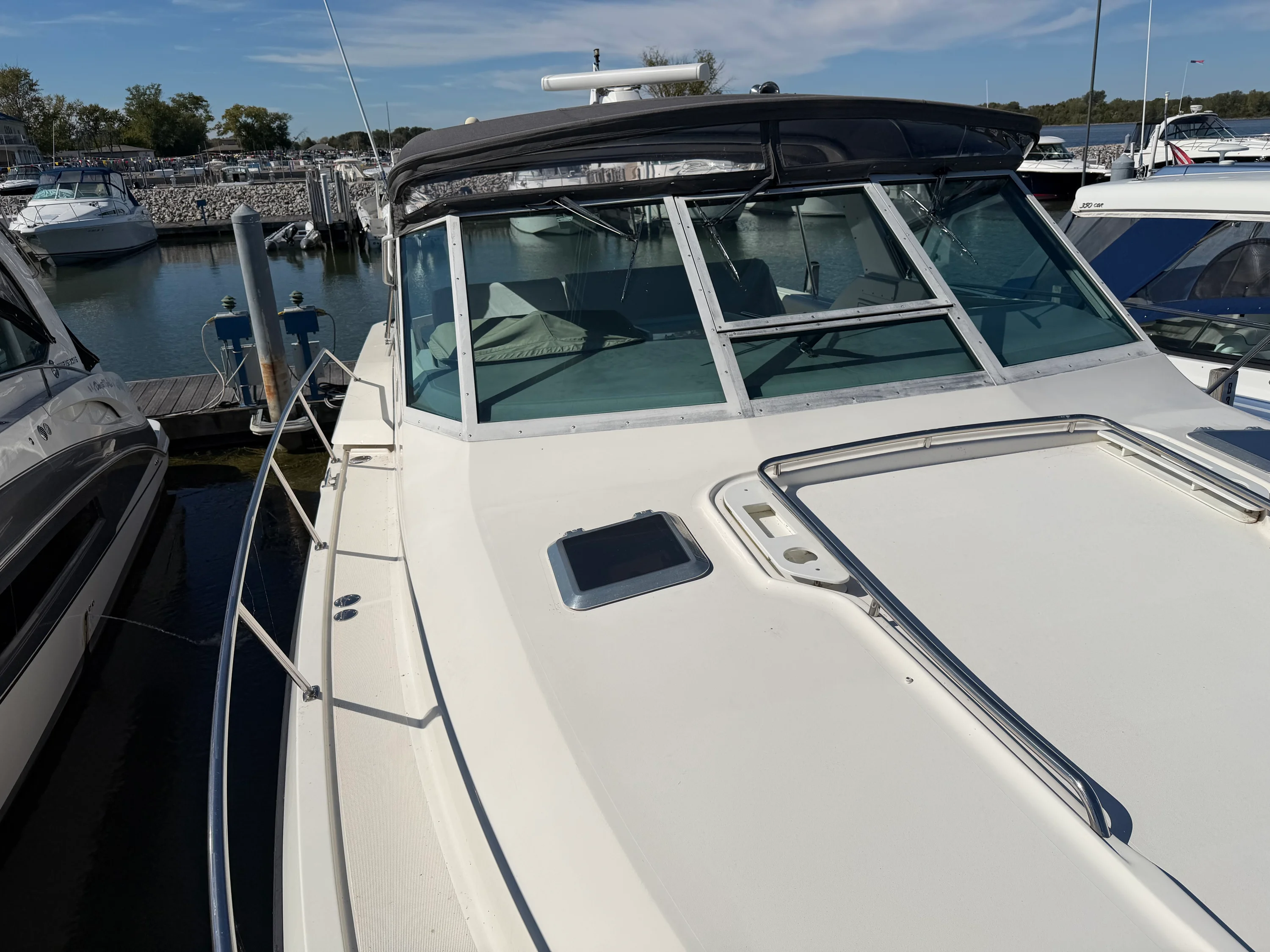 1995 Tiara Yachts 3500 EXPRESS Image Thumbnail #29