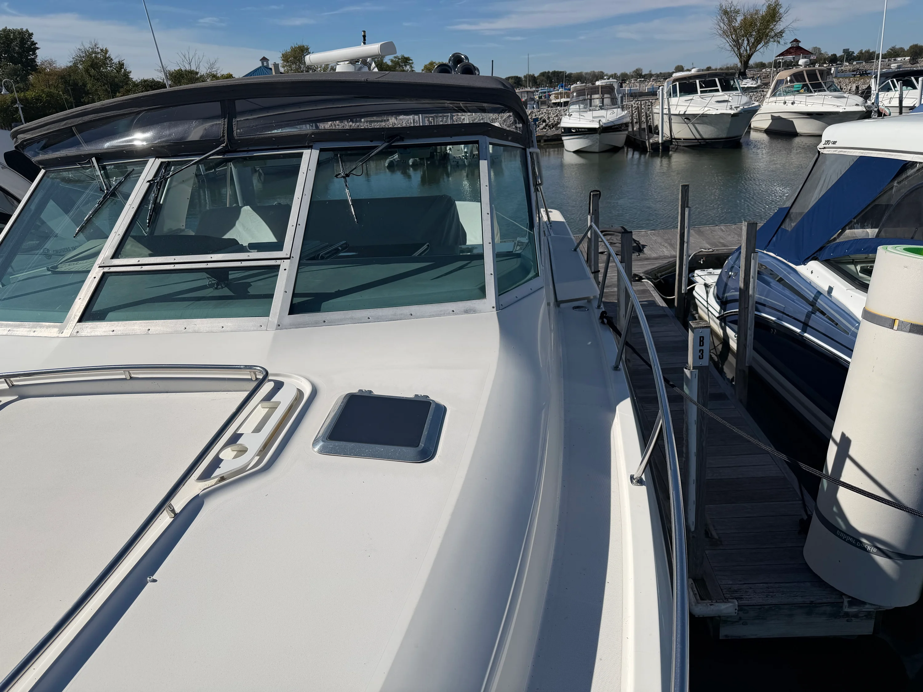 1995 Tiara Yachts 3500 EXPRESS Image Thumbnail #30