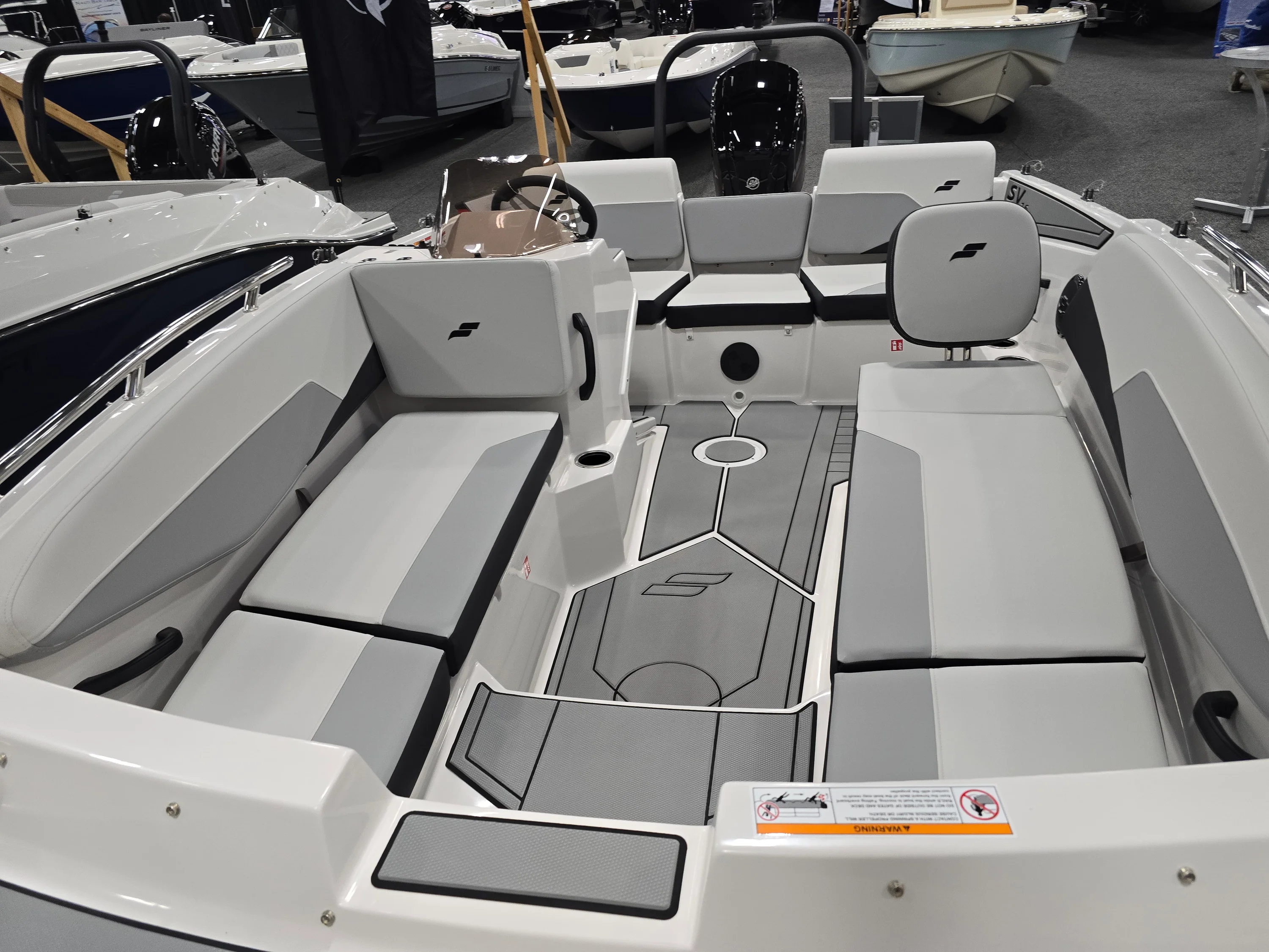 2026 Starcraft SV 16 OB Image Thumbnail #8