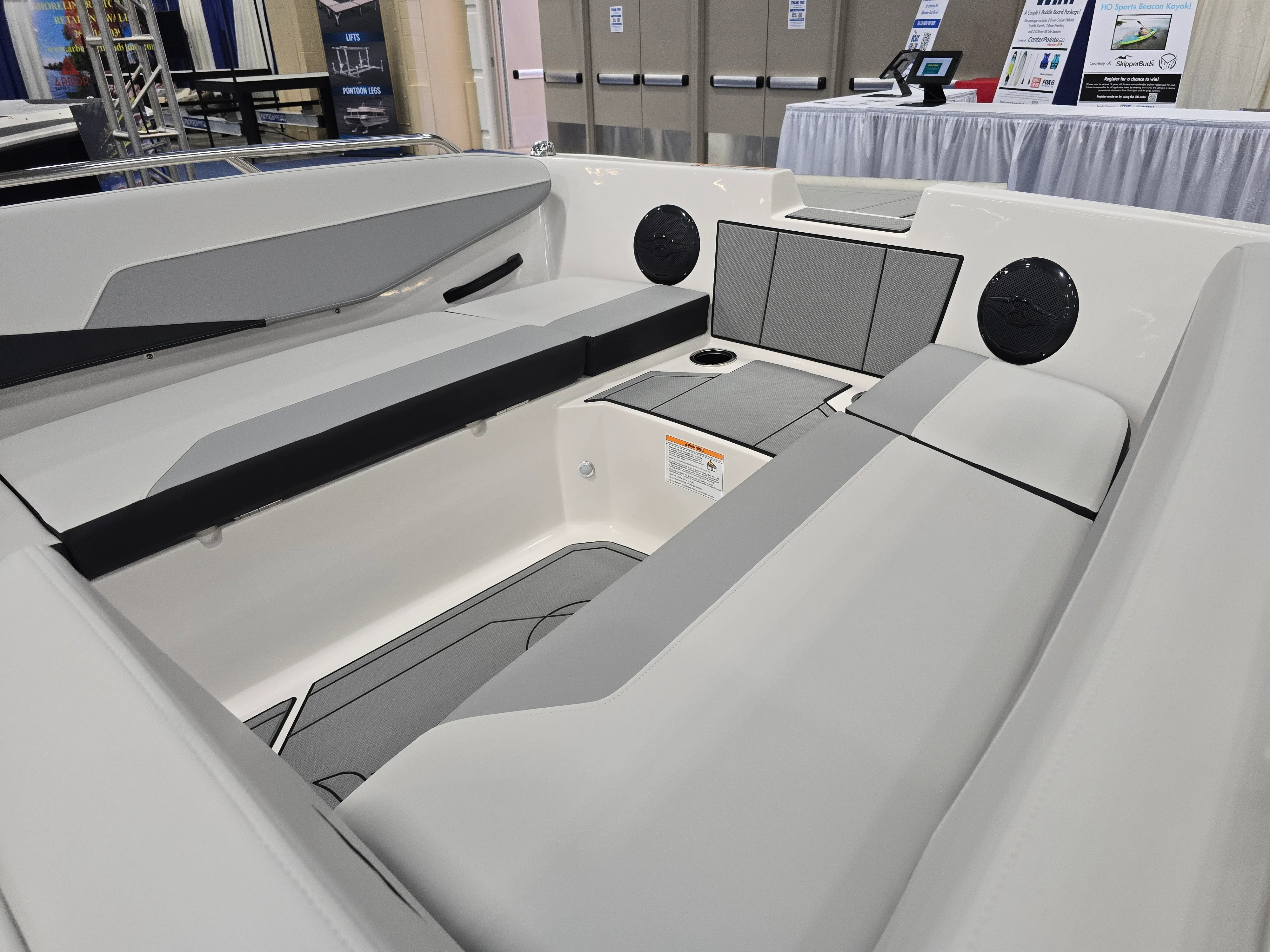 2026 Starcraft SV 16 OB Image Thumbnail #29