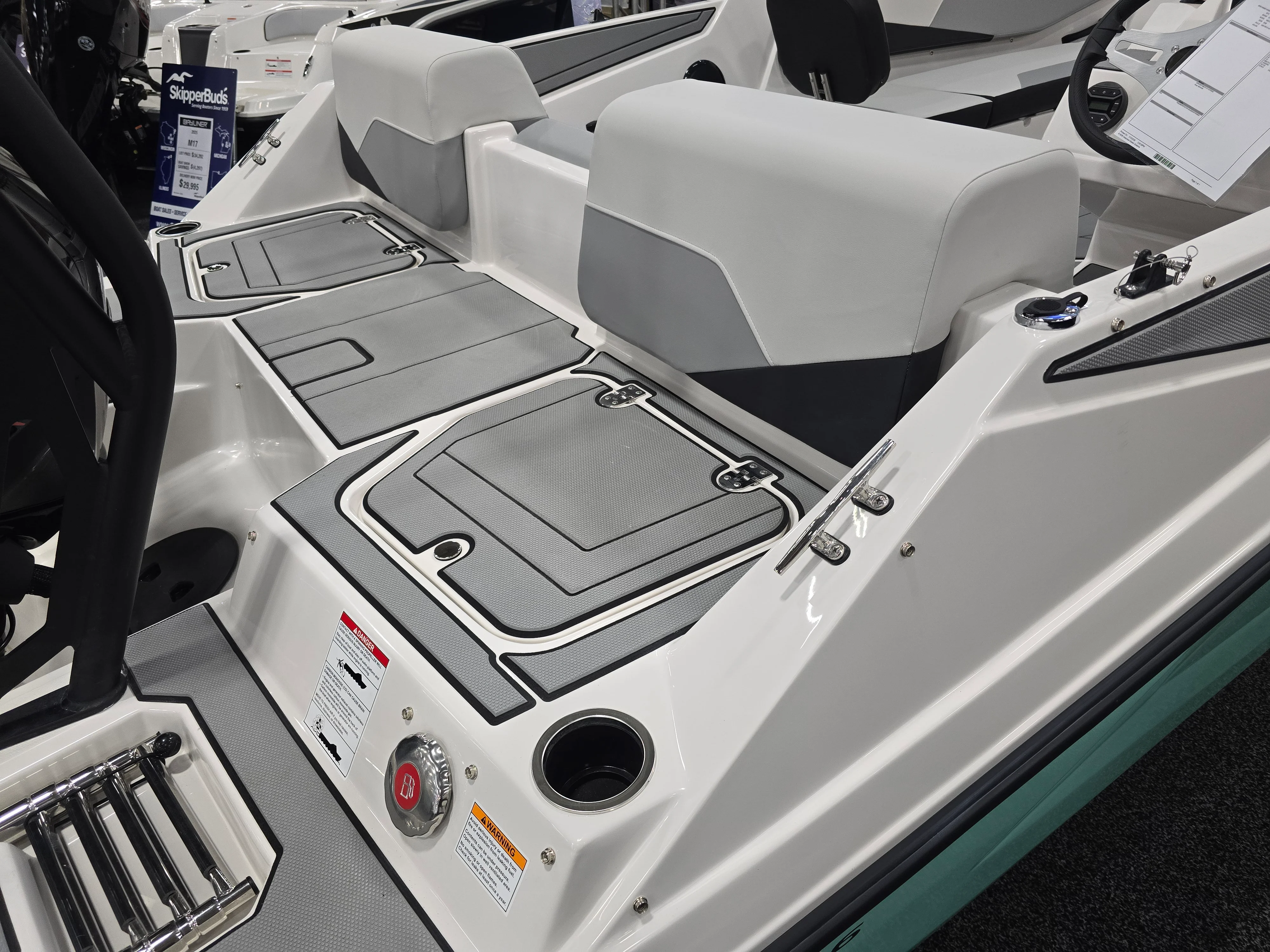 2026 Starcraft SV 16 OB Image Thumbnail #17