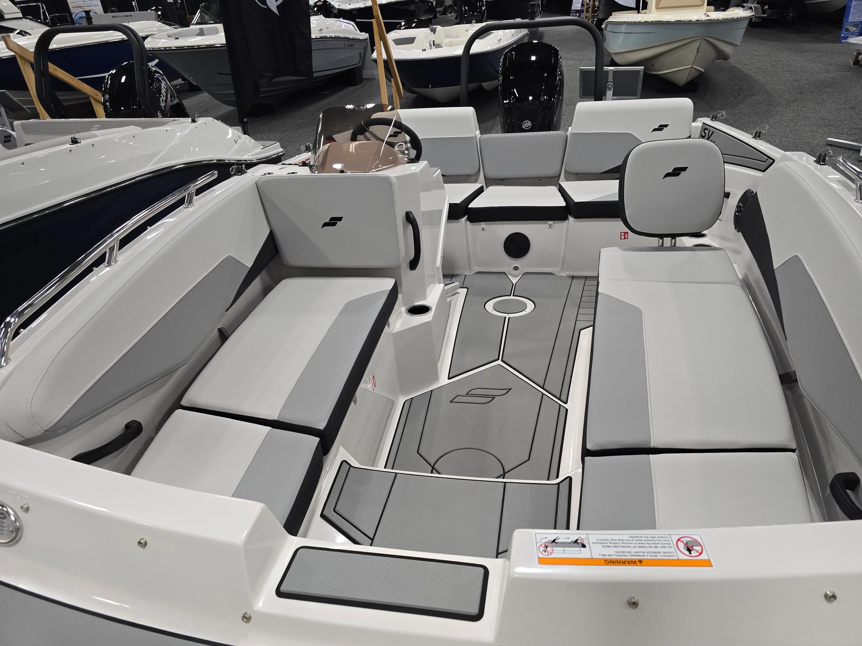 2026 Starcraft SV 16 OB Image Thumbnail #9