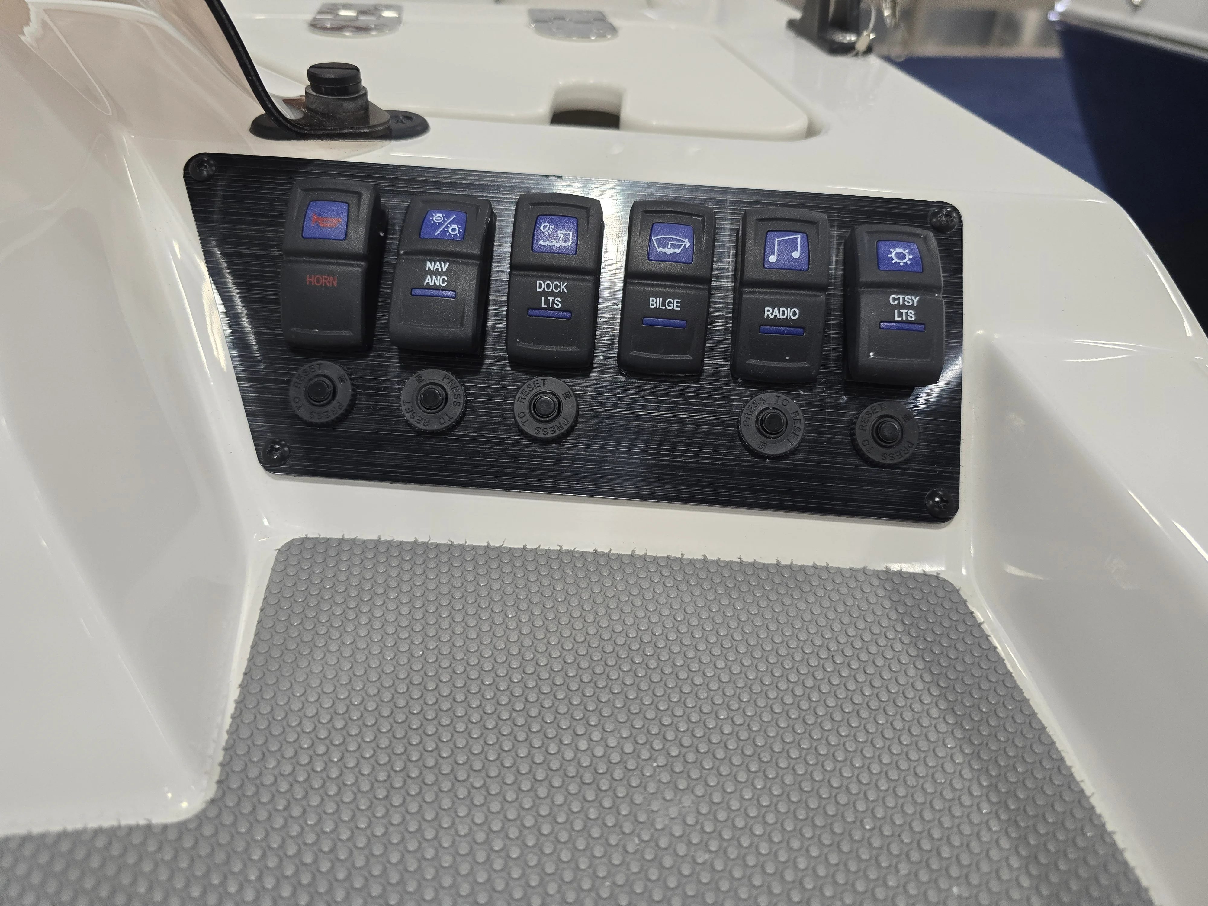 2026 Starcraft SV 16 OB Image Thumbnail #25