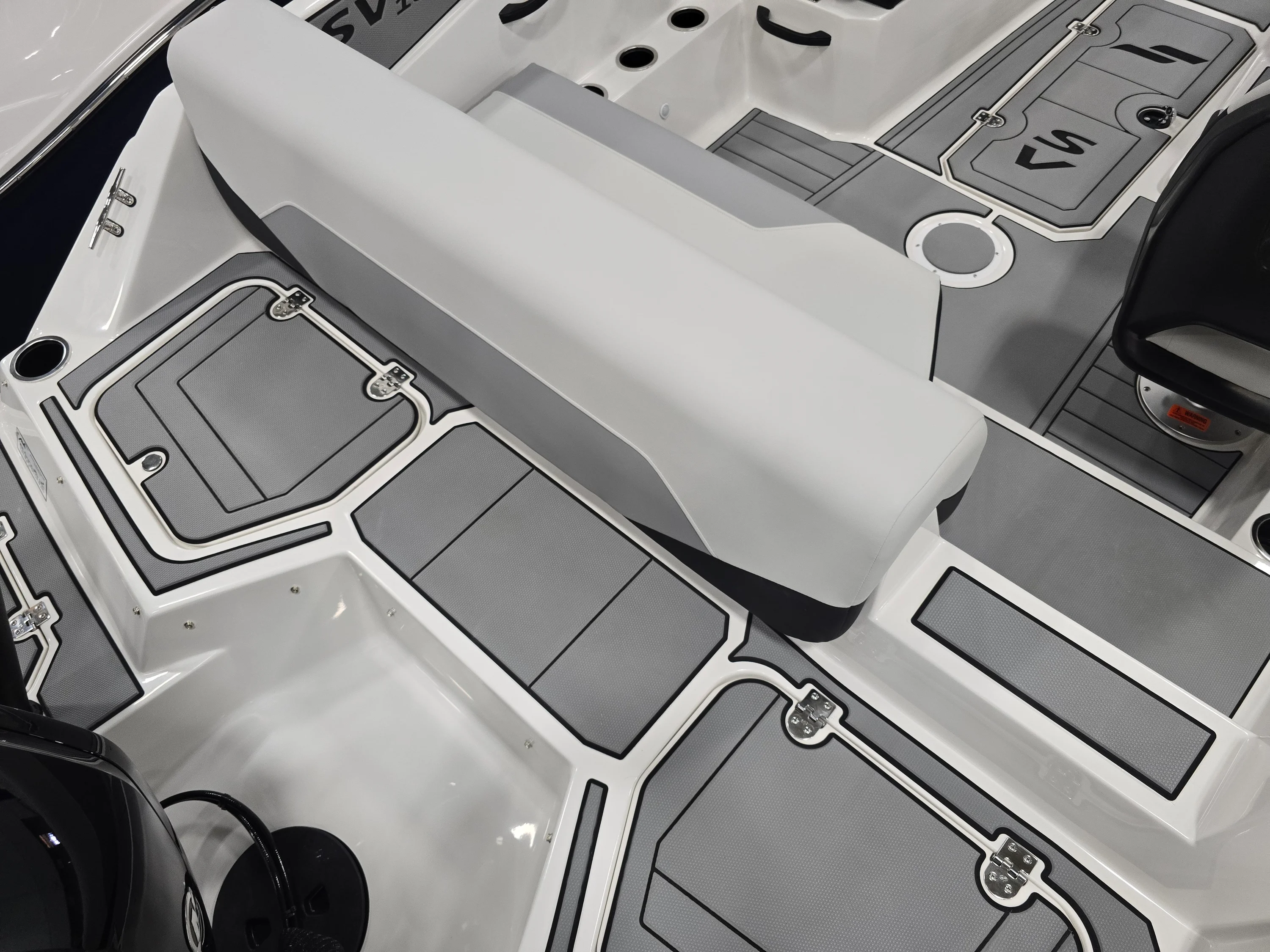 2026 Starcraft SV 18 OB Image Thumbnail #8