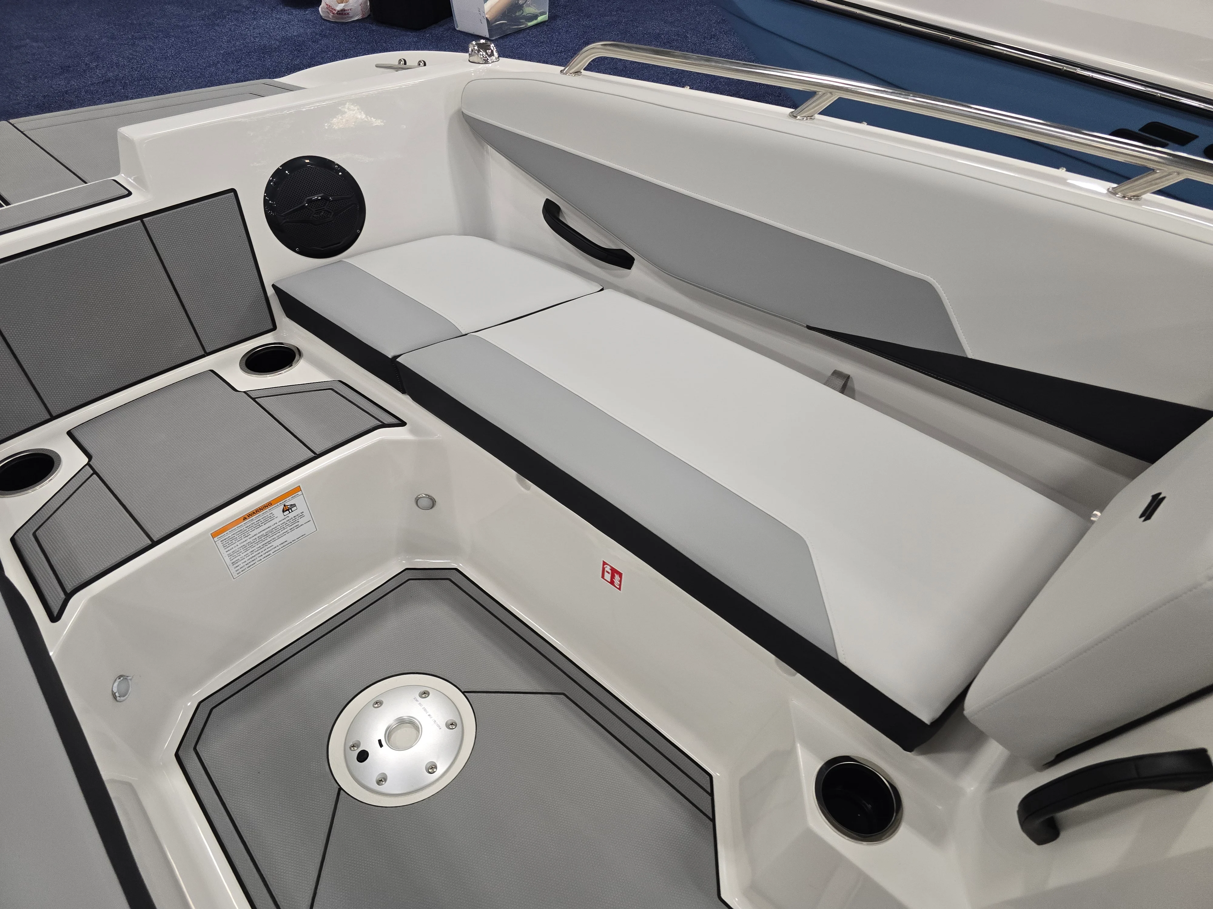 2026 Starcraft SV 18 OB Image Thumbnail #25